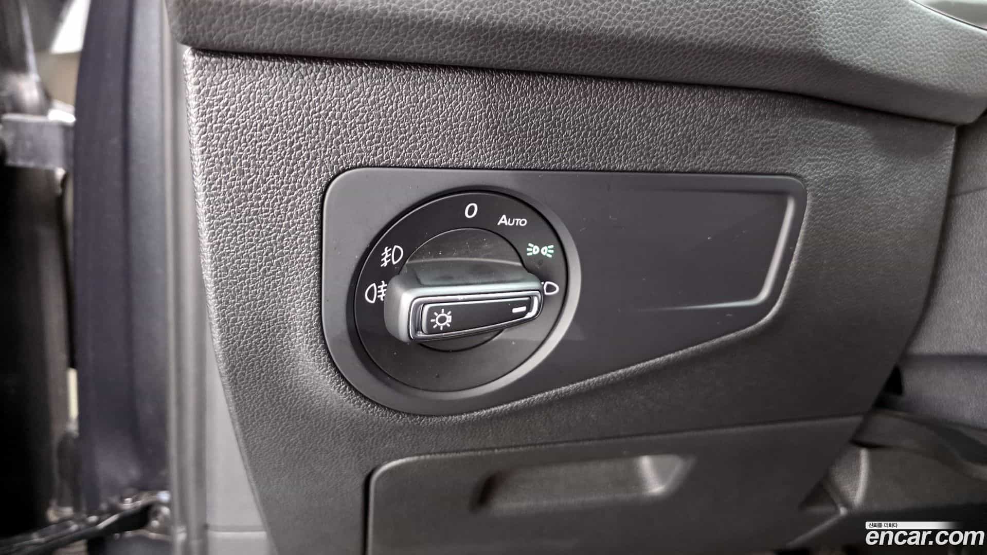 Tiguan Volkswagen 2020.9-OPTION-022