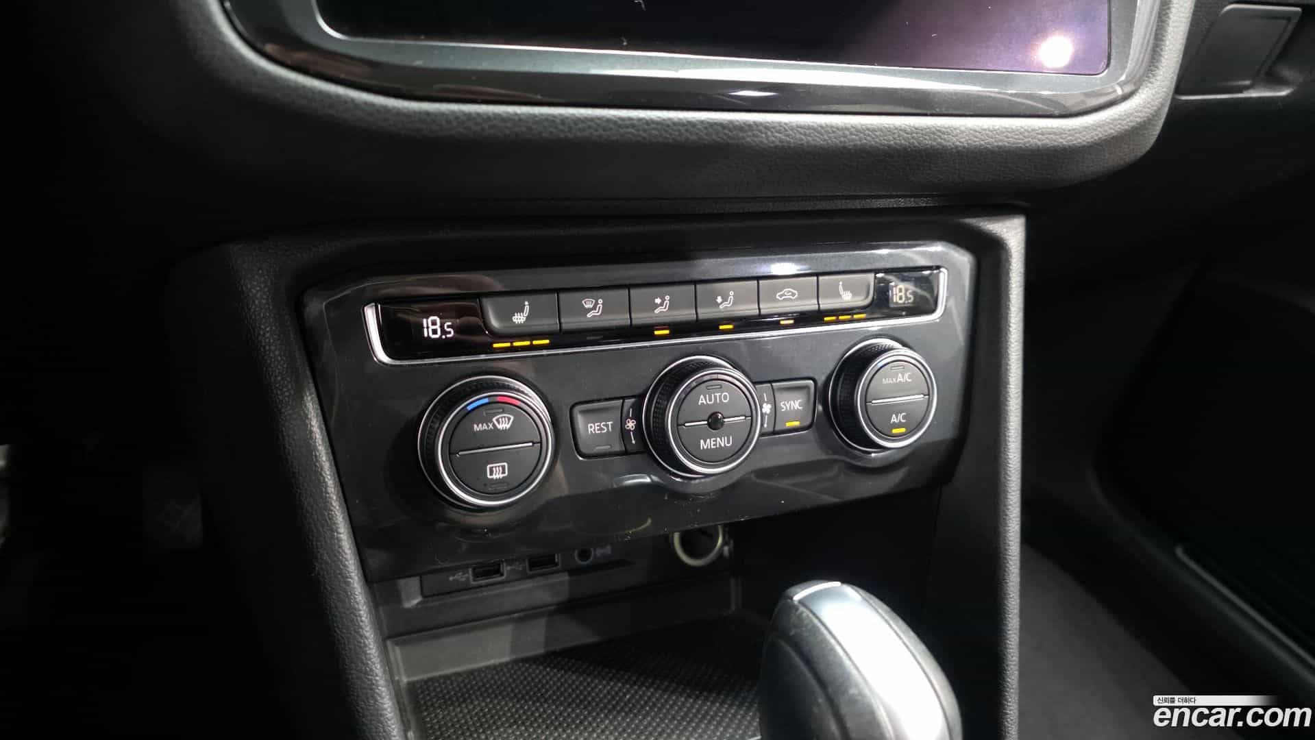 Tiguan Volkswagen 2020.9-OPTION-023