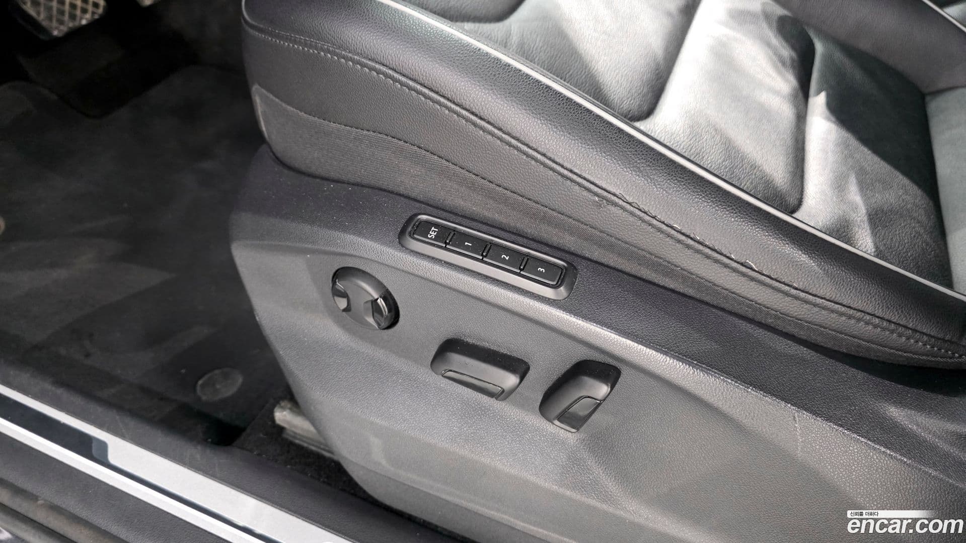 Main__Slider__Photo:Tiguan Volkswagen 2020.9-30