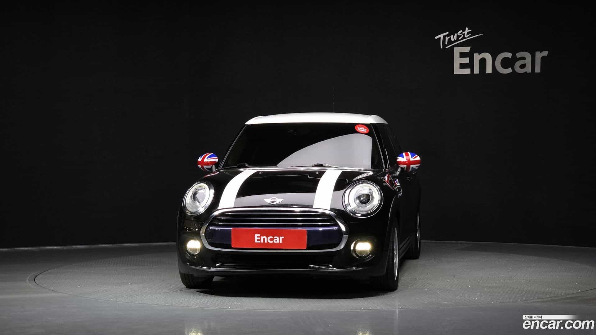 Cooper Mini 2018.1-OUTER-003