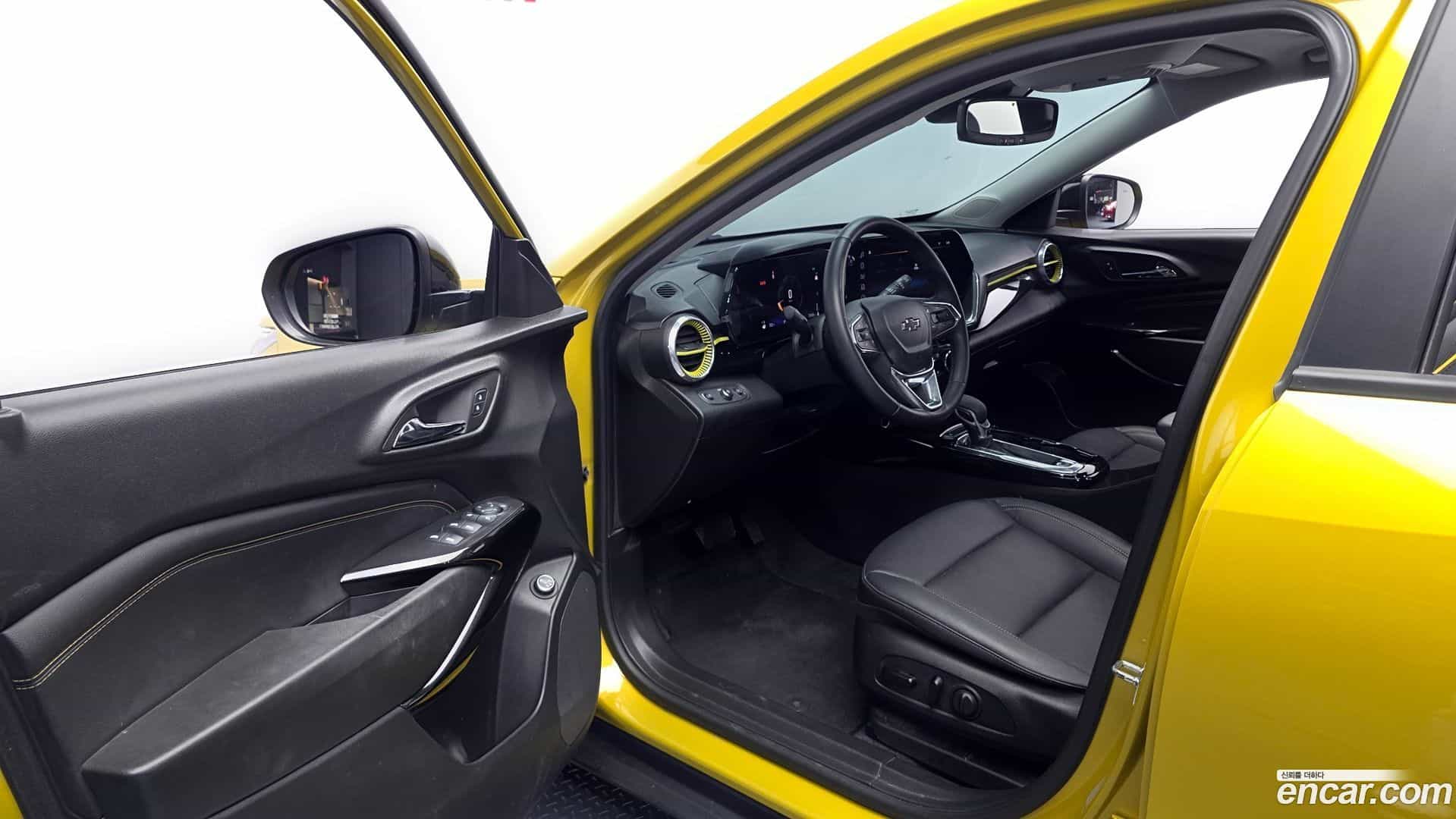 Trax Chevrolet 2023.7-INNER-010