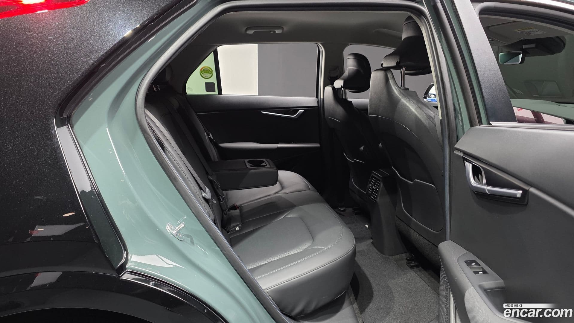 Main__Slider__Photo:Niro Kia 2022.6-11