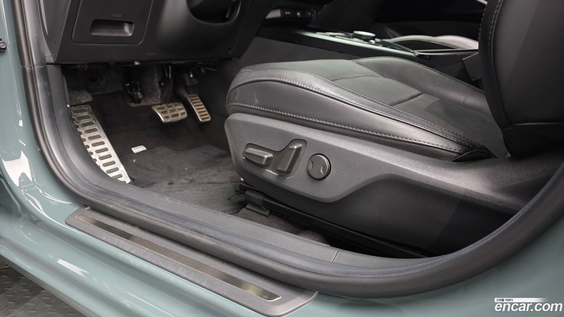 Main__Slider__Photo:Niro Kia 2022.6-32