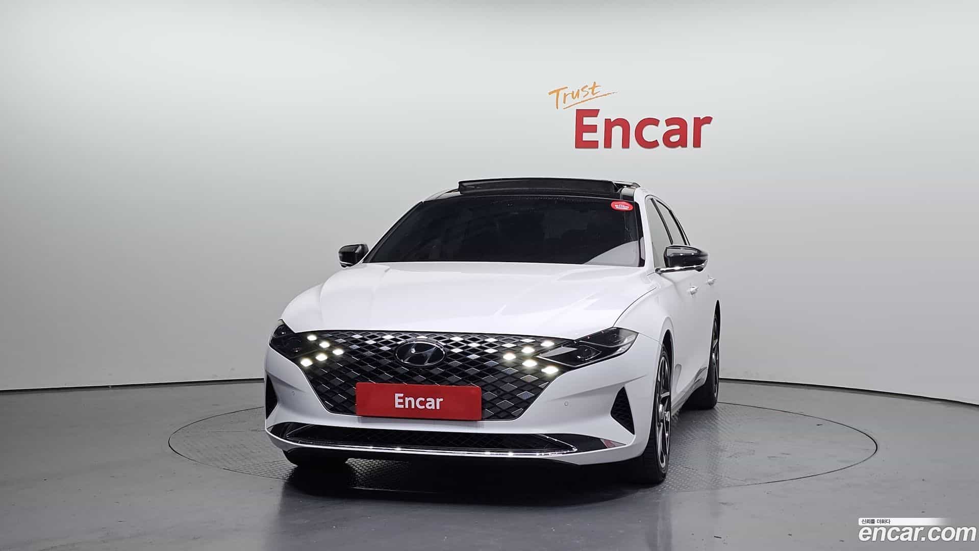 Grandeur Hyundai 2022.5-OUTER-003