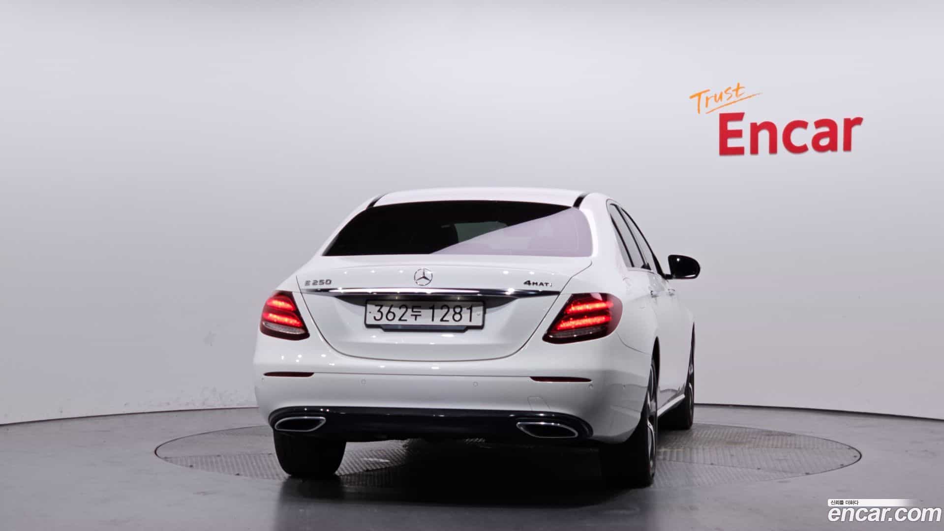 E-Class Mercedes-Benz 2020.4-OUTER-004