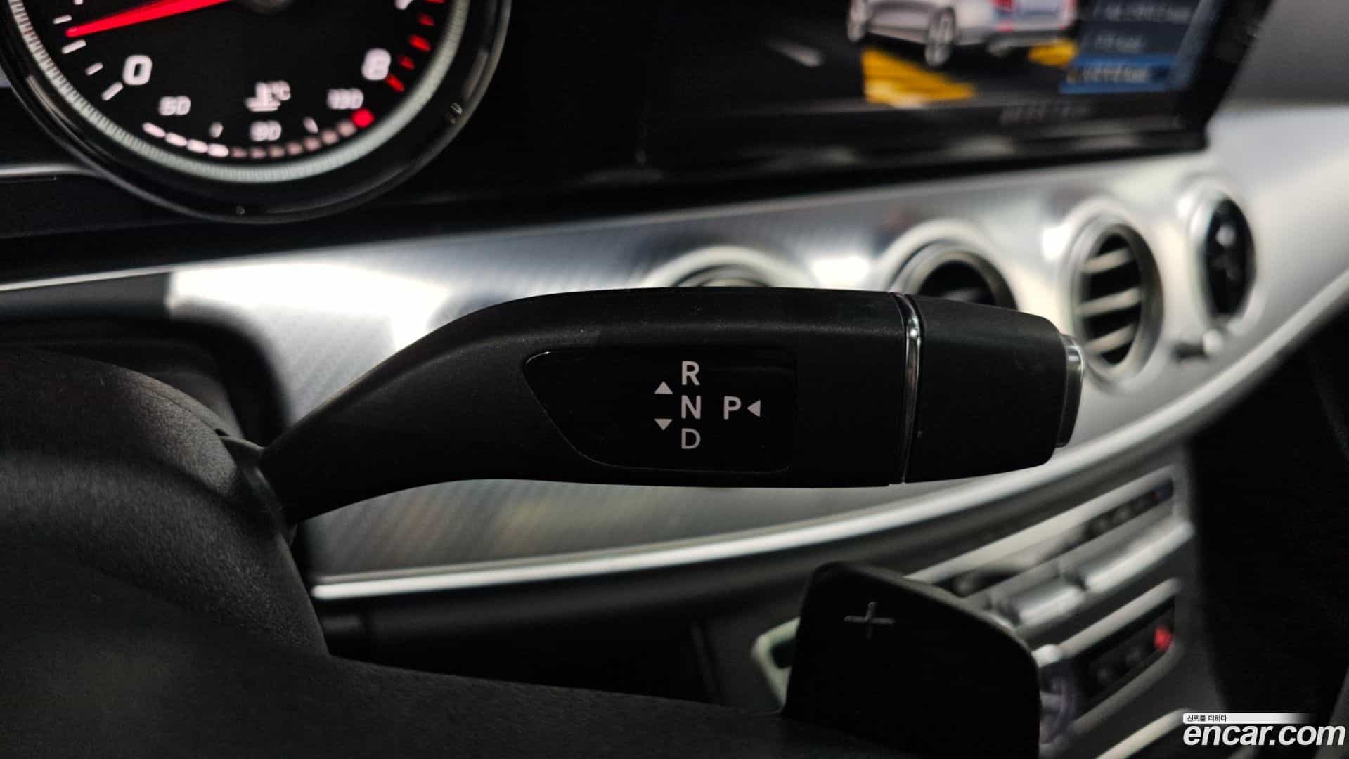 E-Class Mercedes-Benz 2020.4-INNER-009