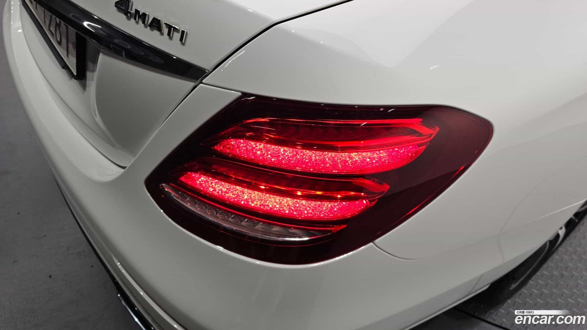 E-Class Mercedes-Benz 2020.4-OUTER-033