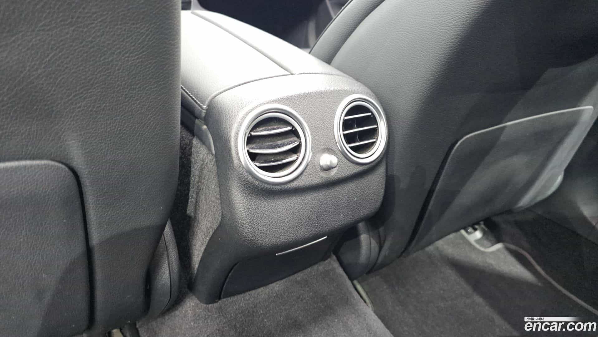 E-Class Mercedes-Benz 2020.4-OPTION-042