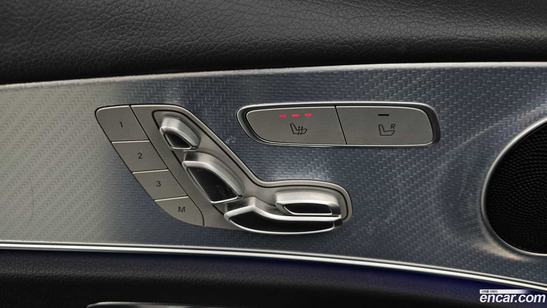 E-Class Mercedes-Benz 2020.4-OPTION-043