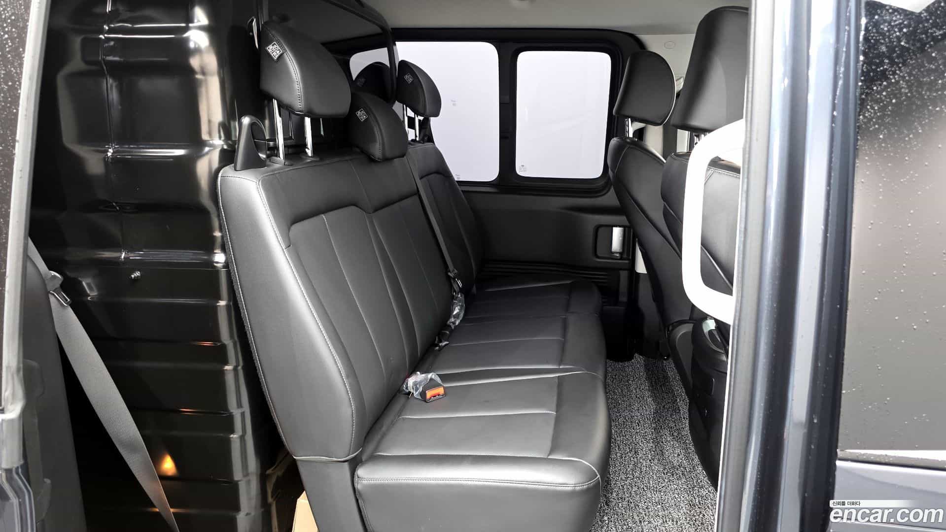 Staria Hyundai 2023.1-OPTION-015