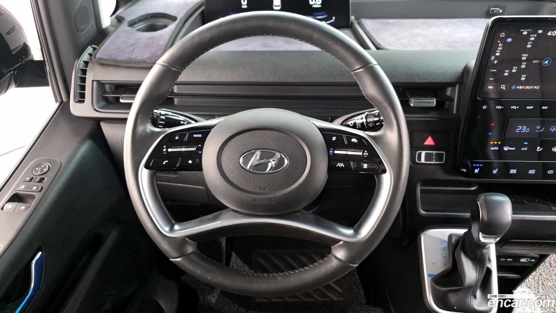 Staria Hyundai 2023.1-OPTION-018