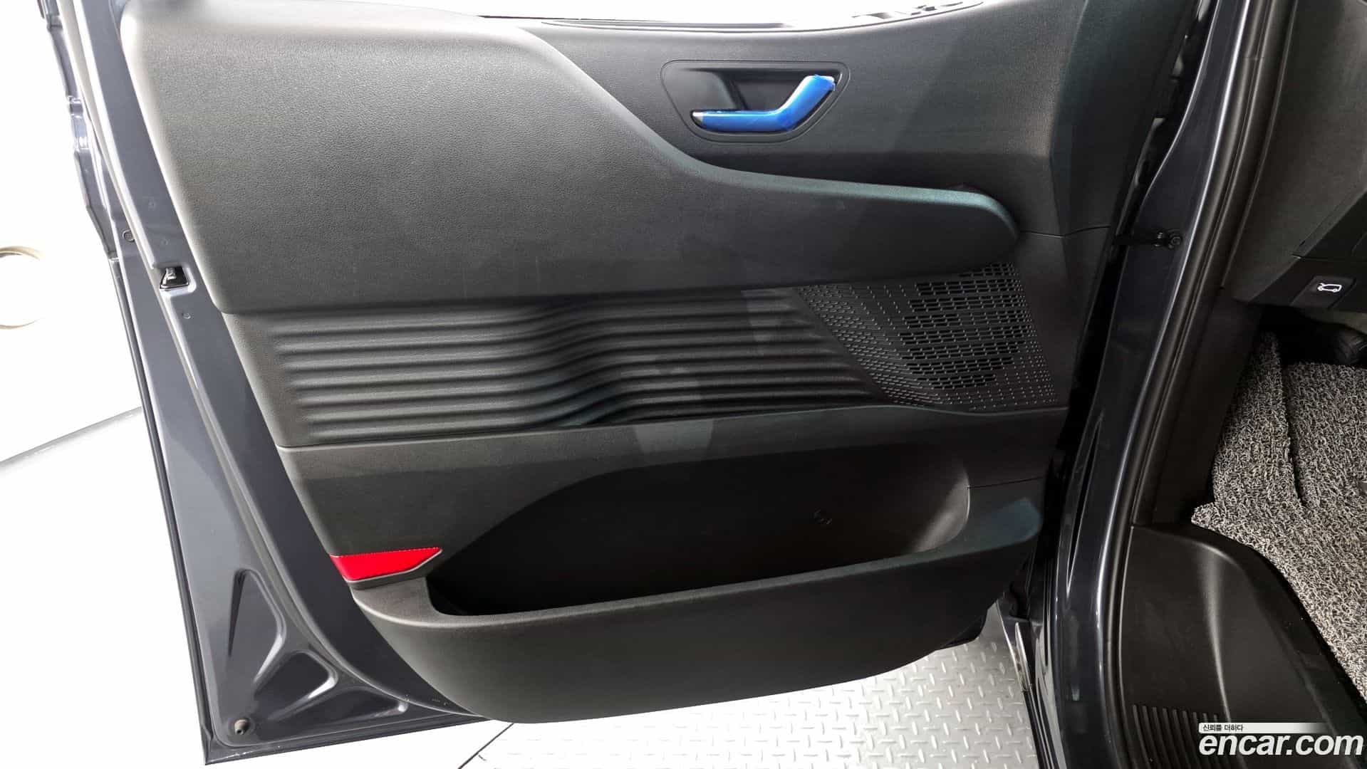 Staria Hyundai 2023.1-INNER-034