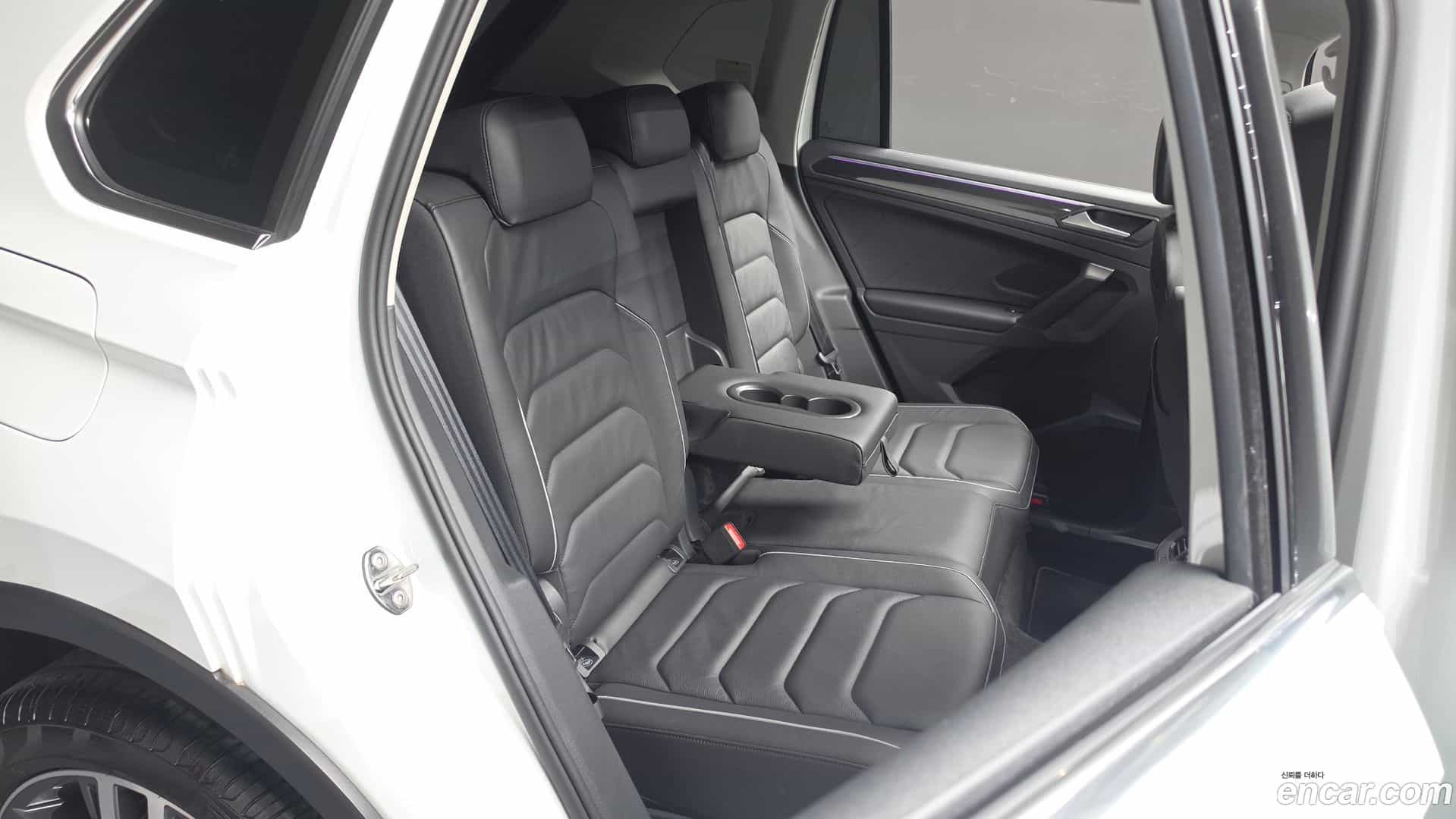 Tiguan Volkswagen 2022.11-OPTION-015