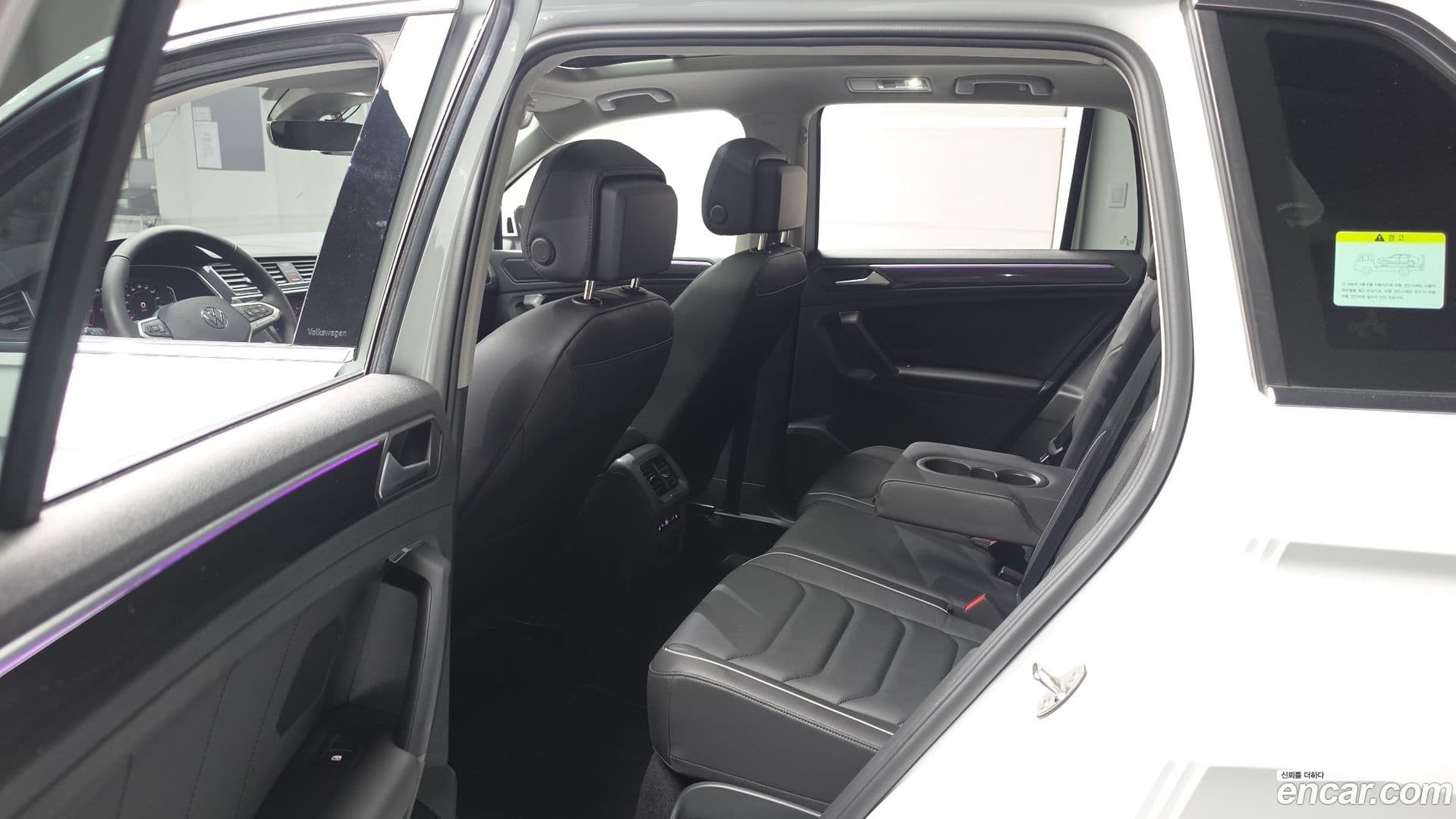 Main__Slider__Photo:Tiguan Volkswagen 2022.11-11