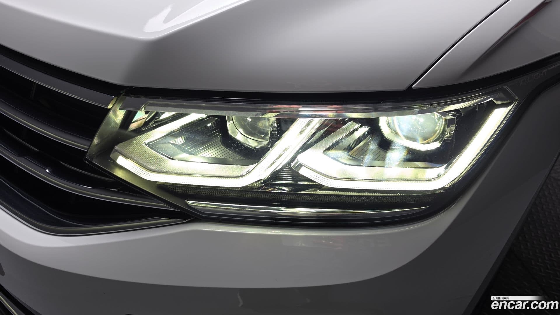 Main__Slider__Photo:Tiguan Volkswagen 2022.11-21