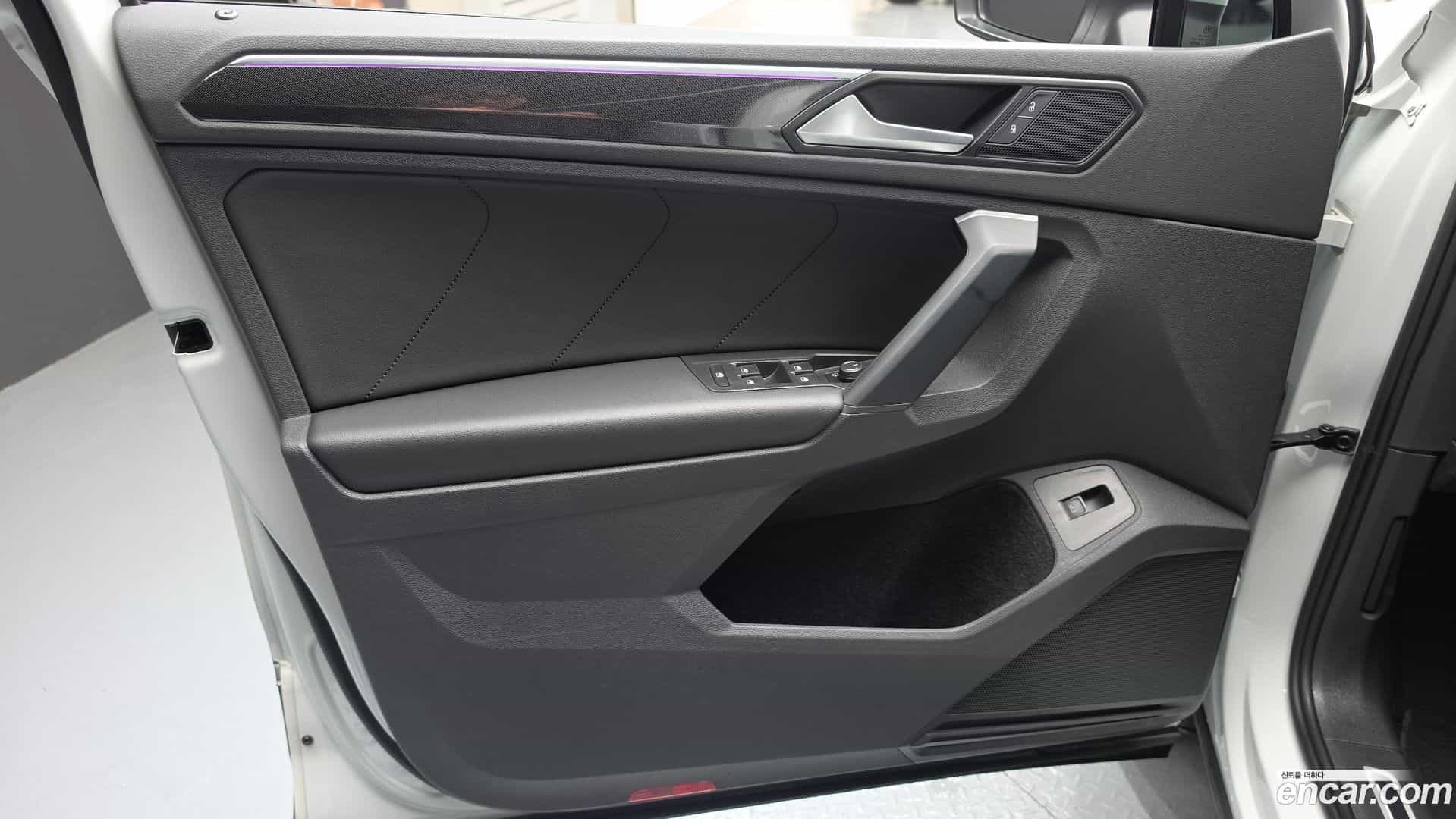 Tiguan Volkswagen 2022.11-INNER-034