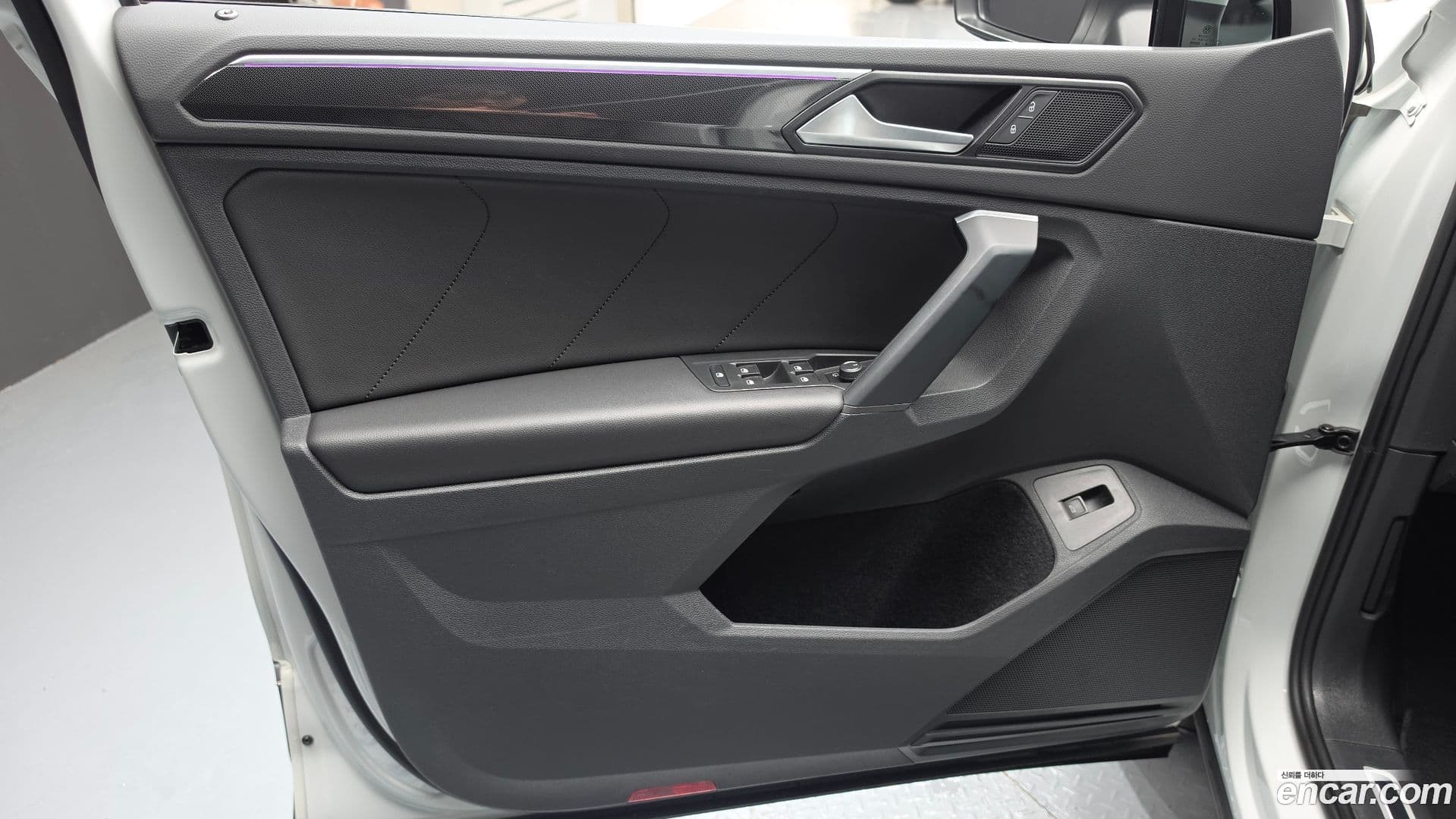 Main__Slider__Photo:Tiguan Volkswagen 2022.11-23