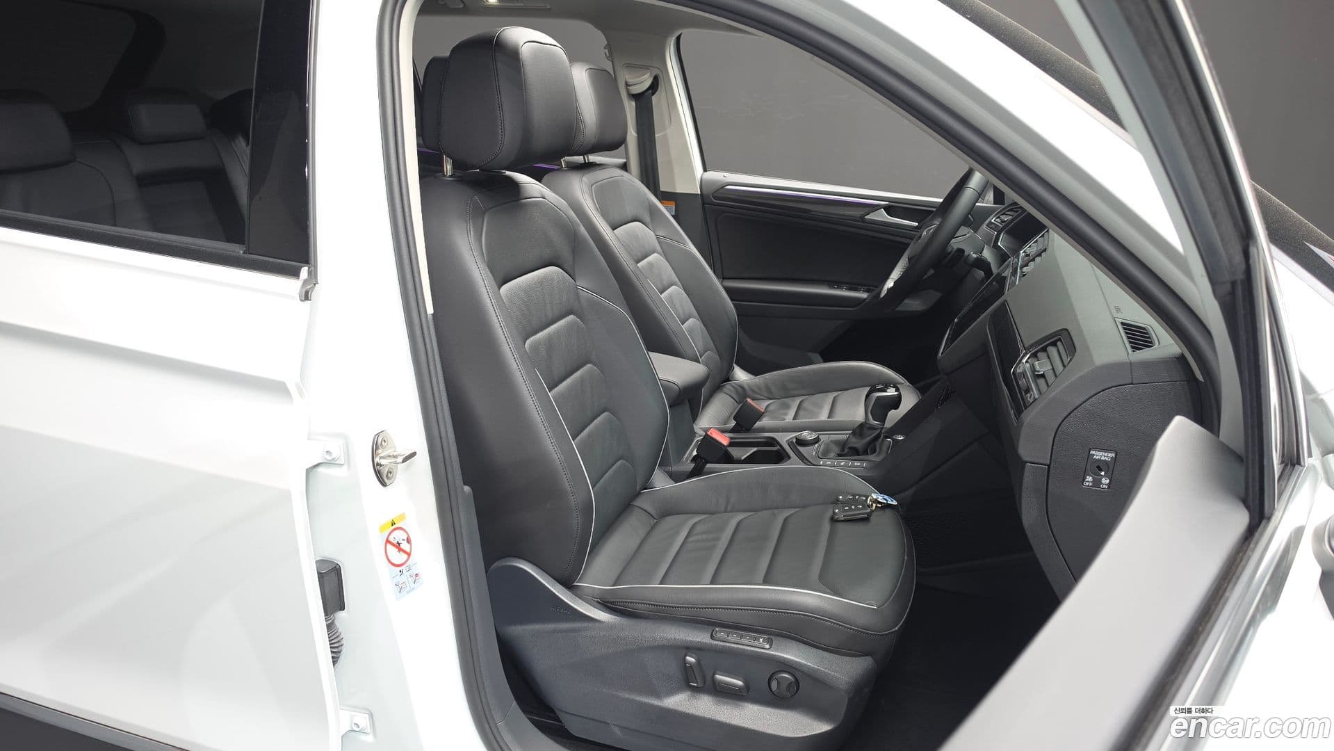 Main__Slider__Photo:Tiguan Volkswagen 2022.11-25
