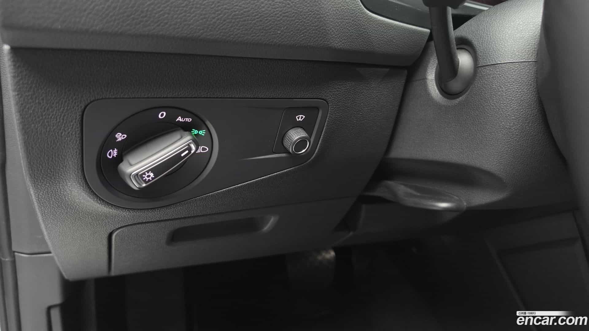 Tiguan Volkswagen 2022.11-OPTION-040