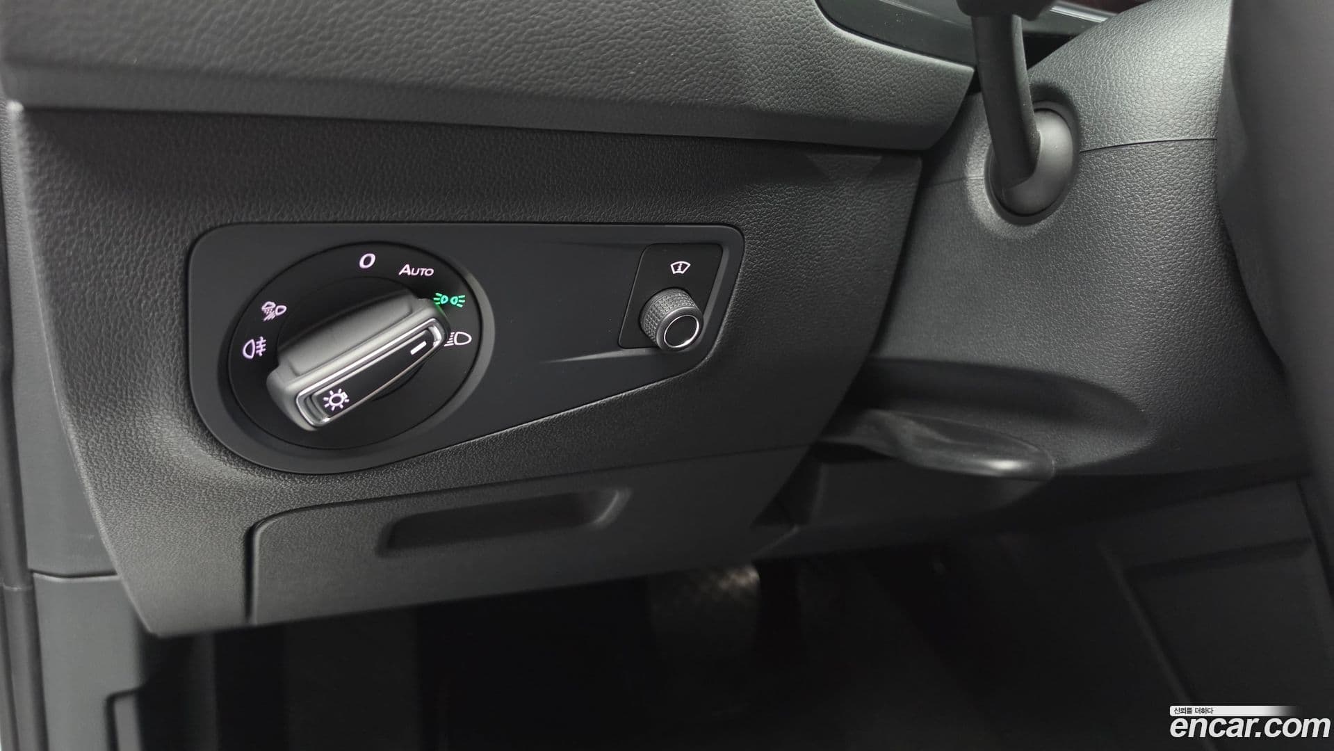 Main__Slider__Photo:Tiguan Volkswagen 2022.11-26