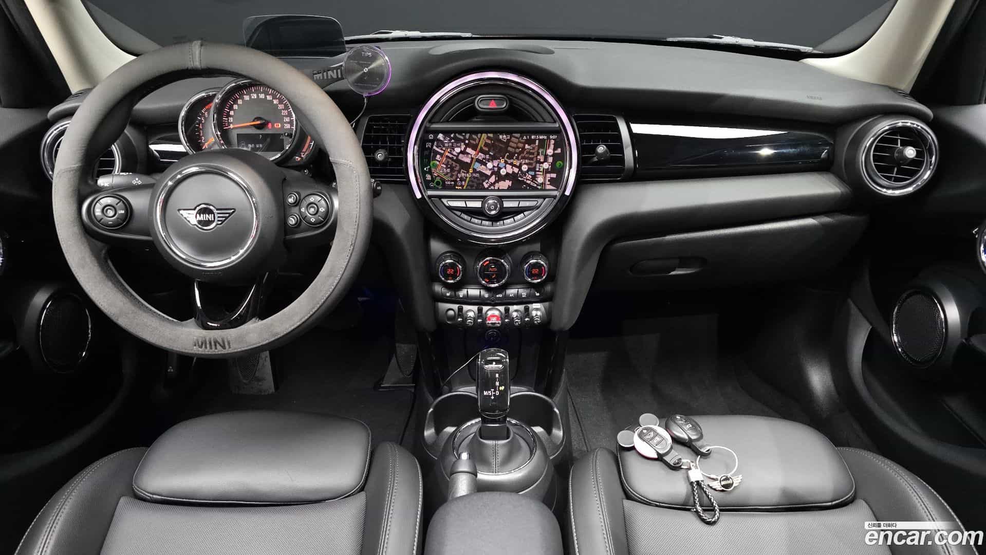 Cooper Mini 2020.8-OUTER-032