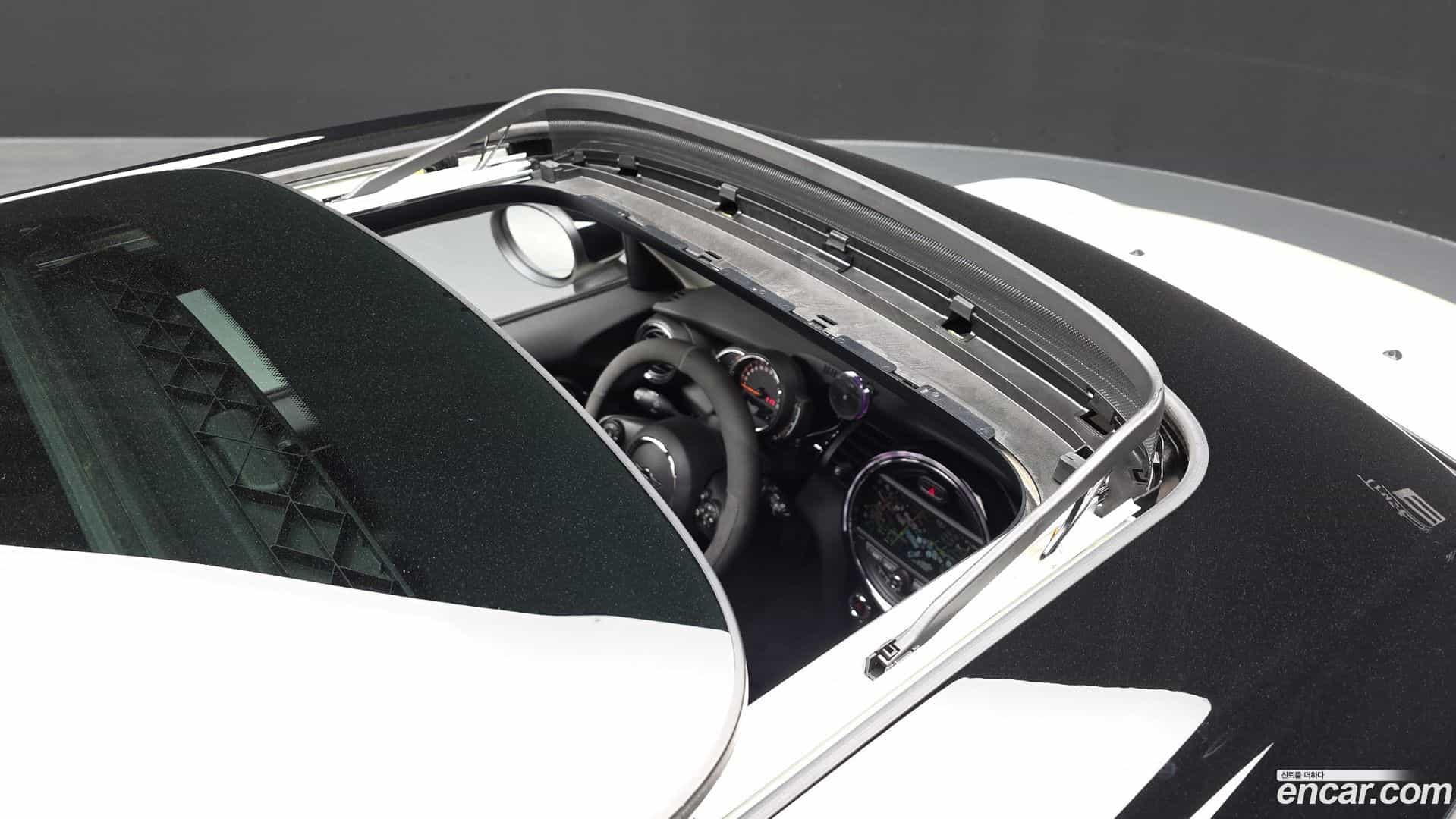 Cooper Mini 2020.8-OUTER-033