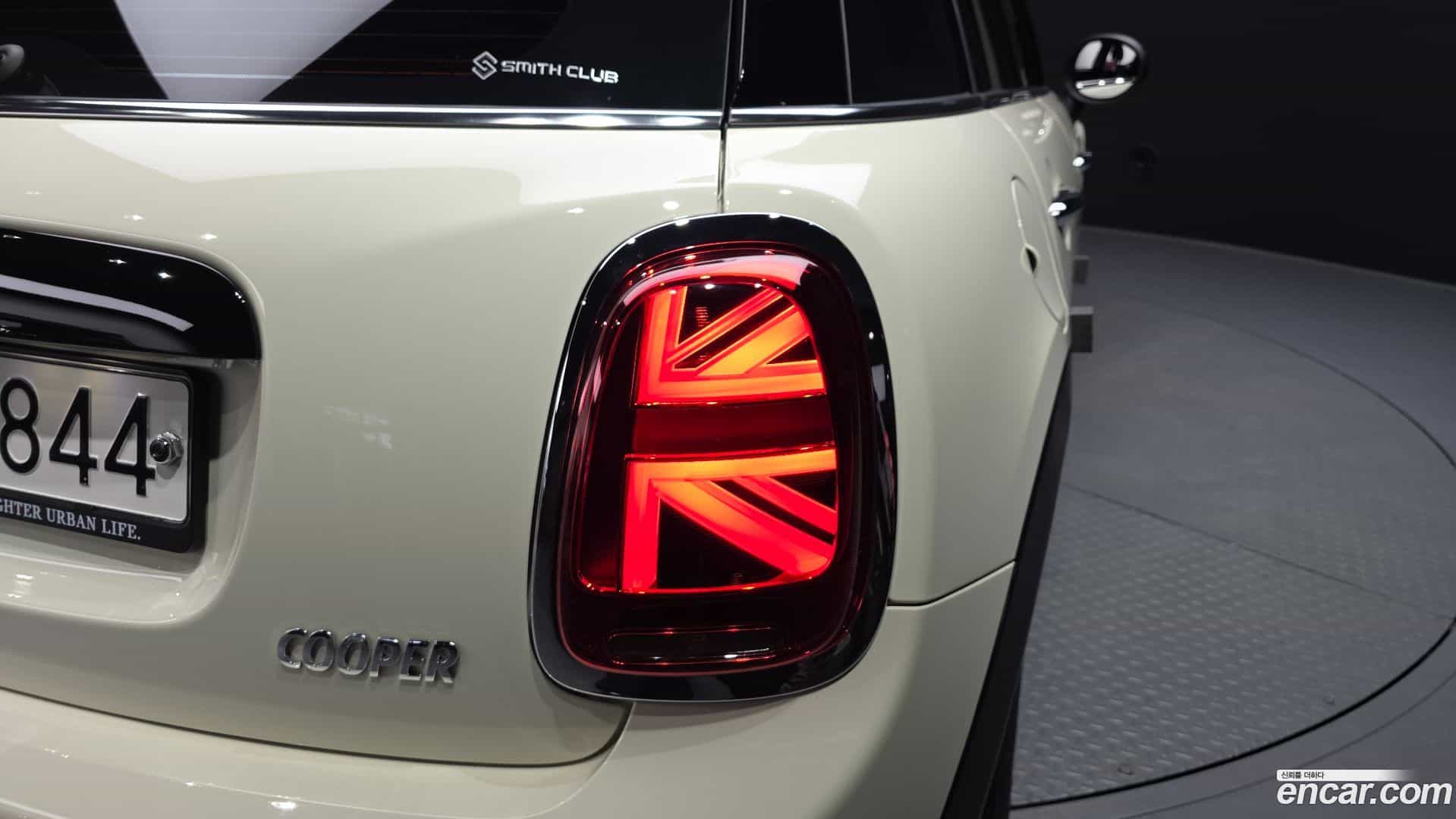 Cooper Mini 2020.8-OPTION-040