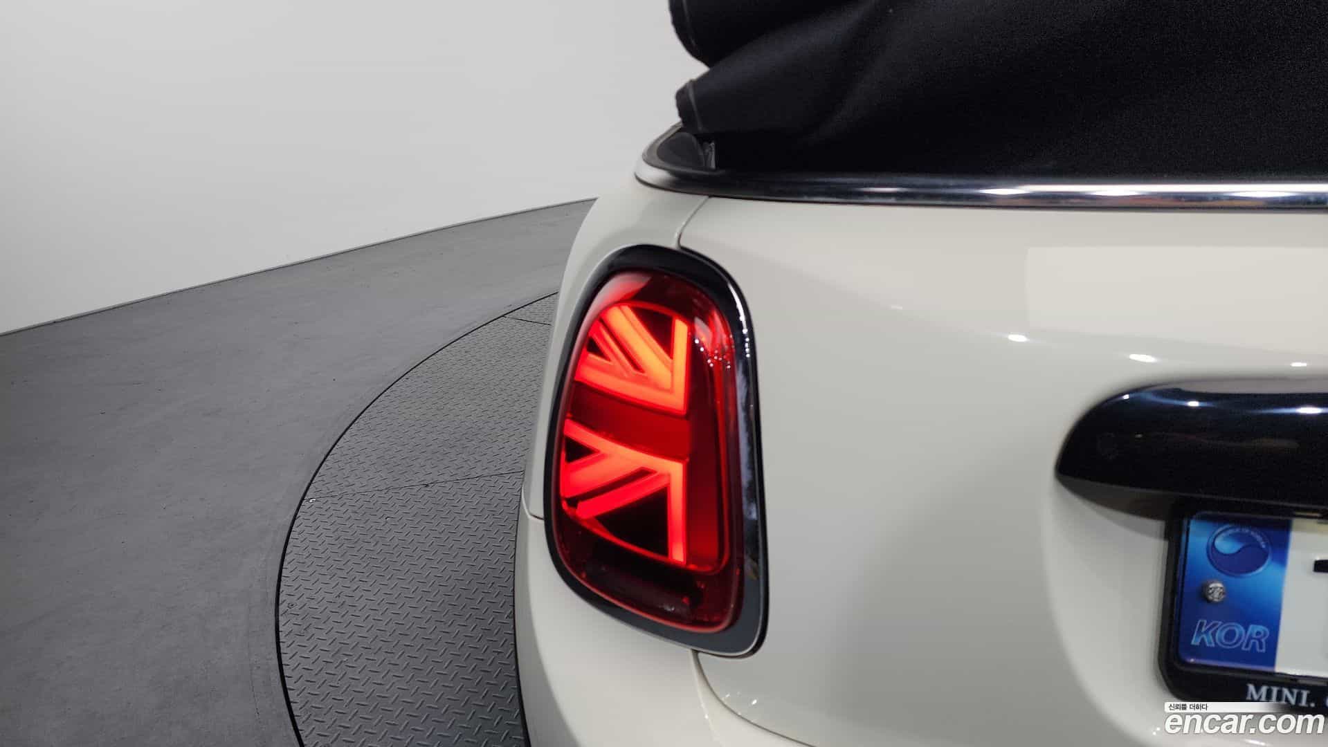 Cooper Convertible Mini 2021.2-OUTER-033