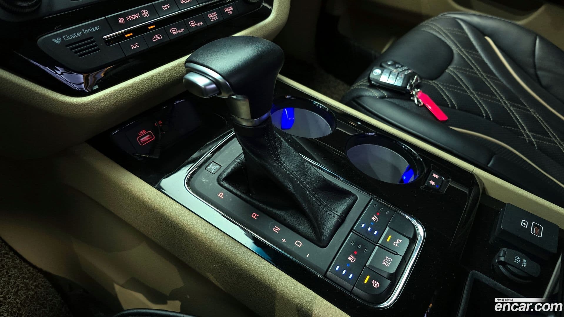 Main__Slider__Photo:Canival Kia 2017.7-8