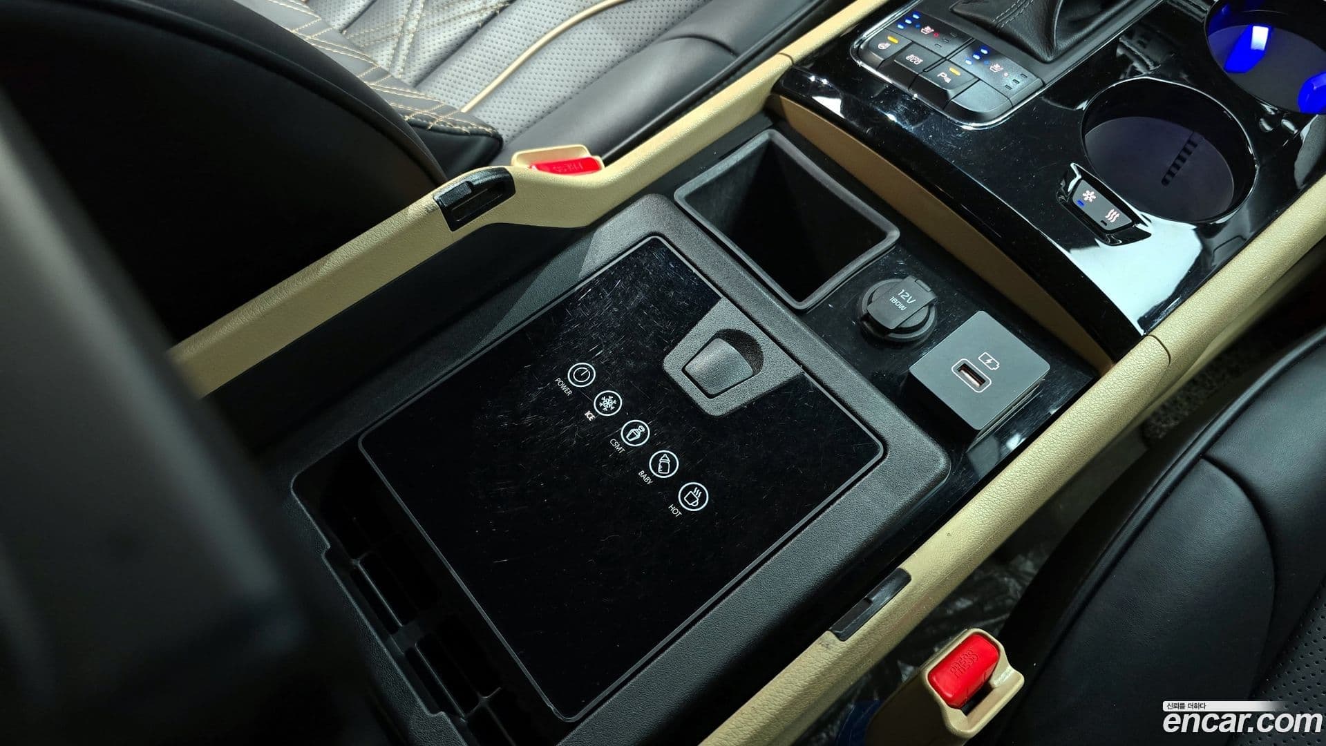 Main__Slider__Photo:Canival Kia 2017.7-17
