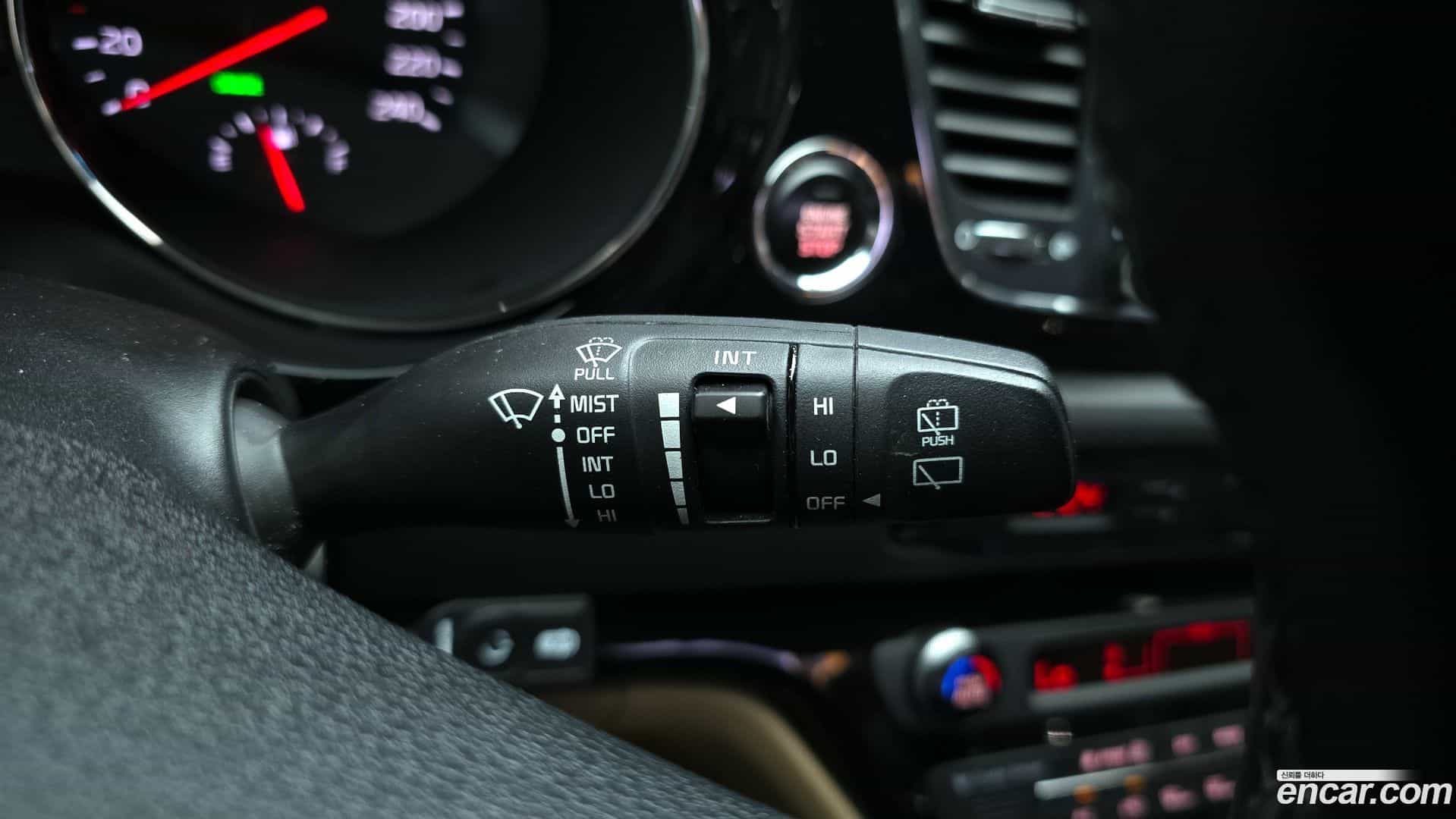 Canival Kia 2017.7-OPTION-043