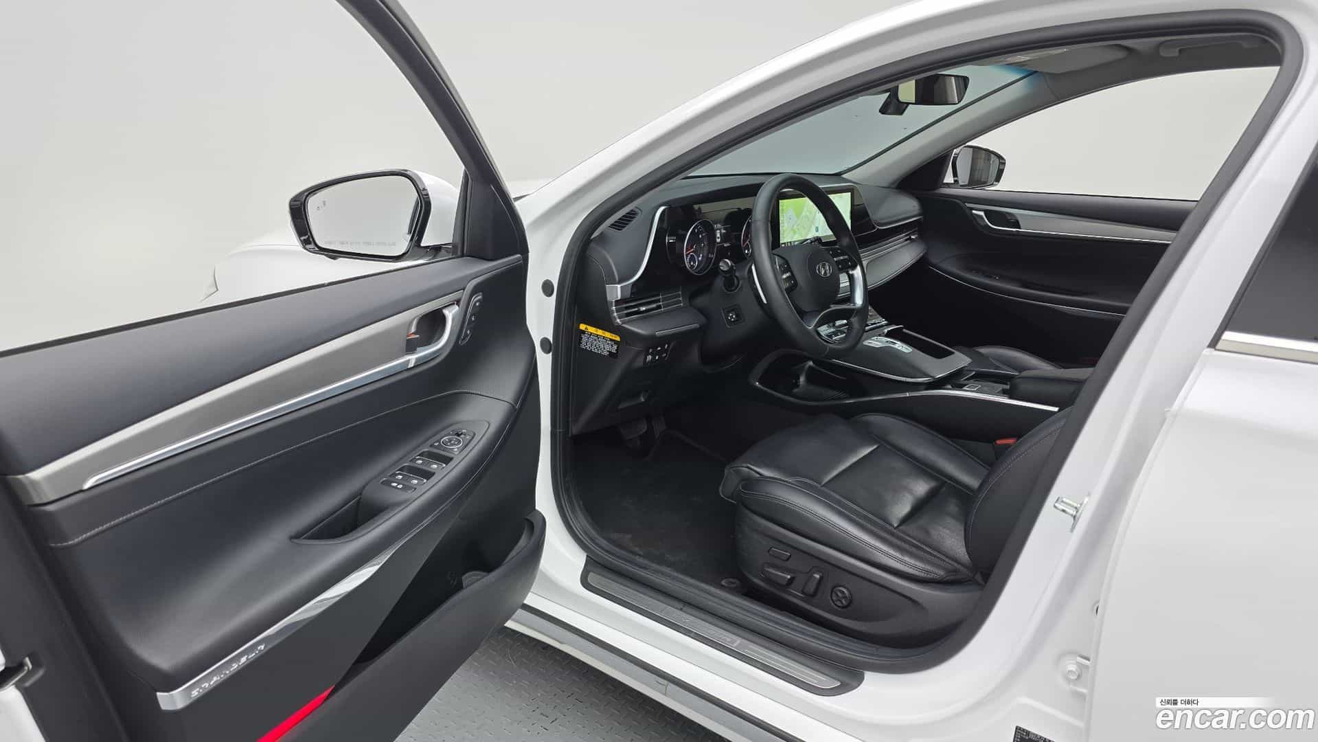 Grandeur Hyundai 2020.3-INNER-010