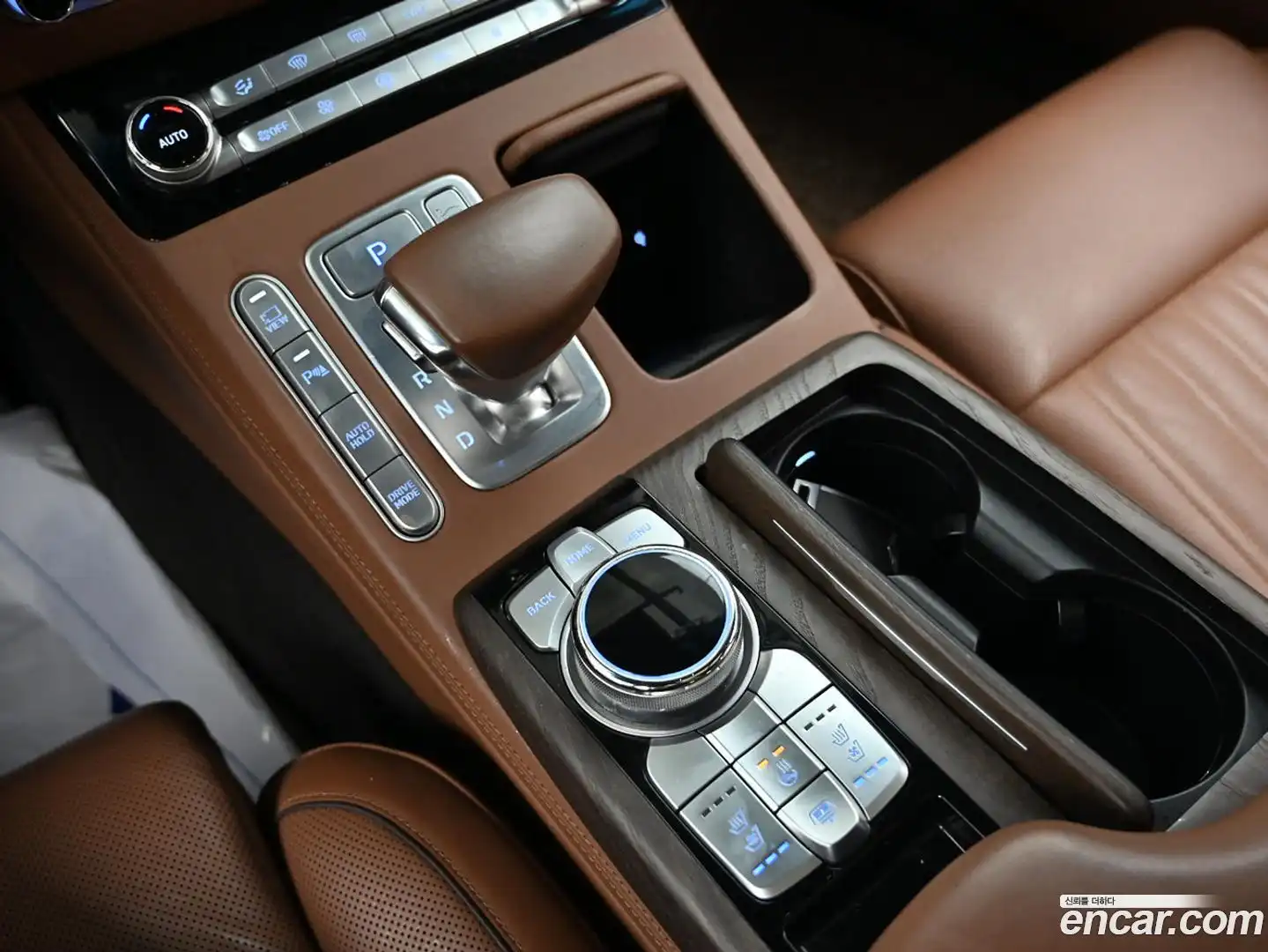 G90 Genesis 2021.1-INNER-009