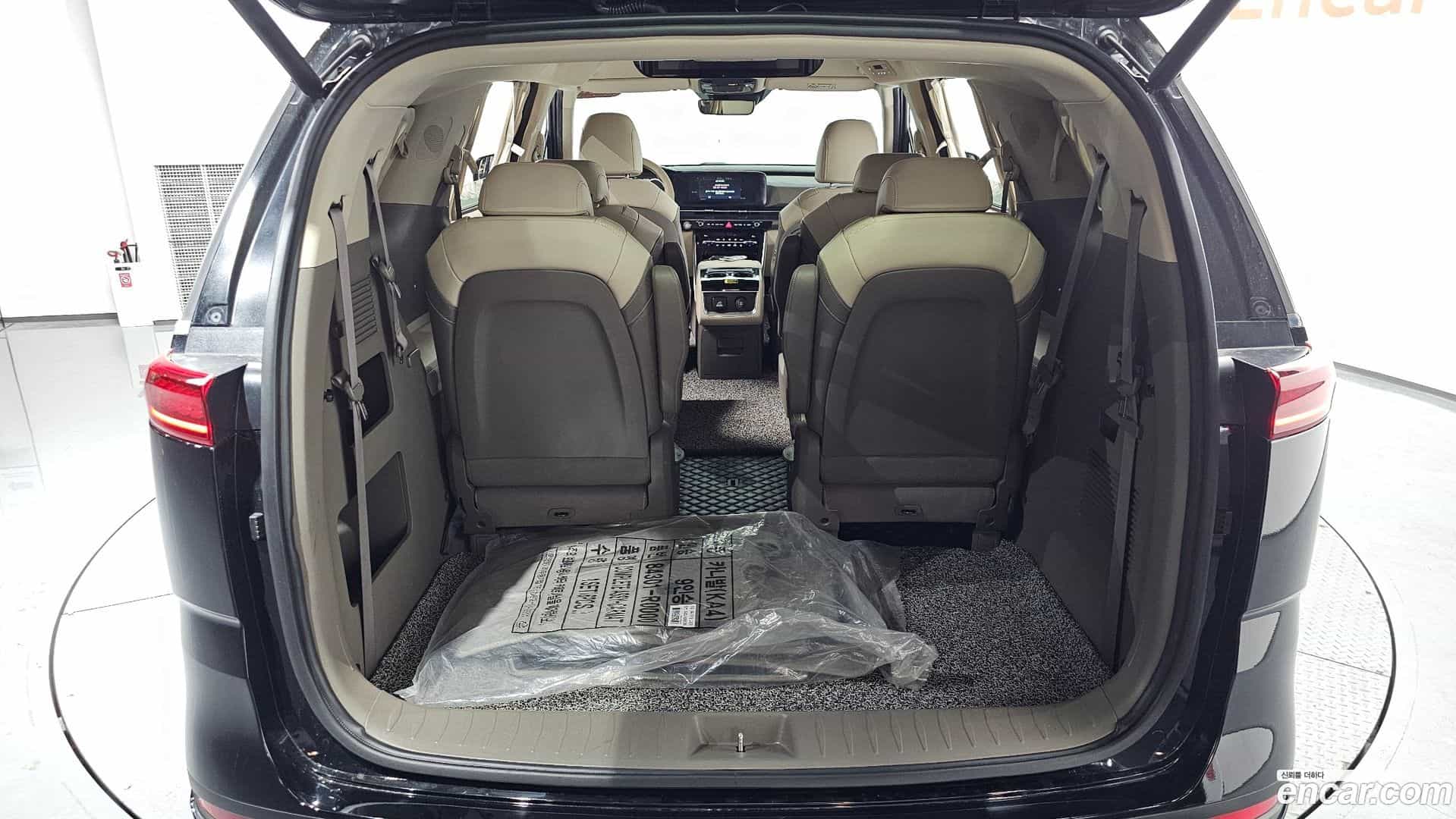 Canival Kia 2021.6-OPTION-024