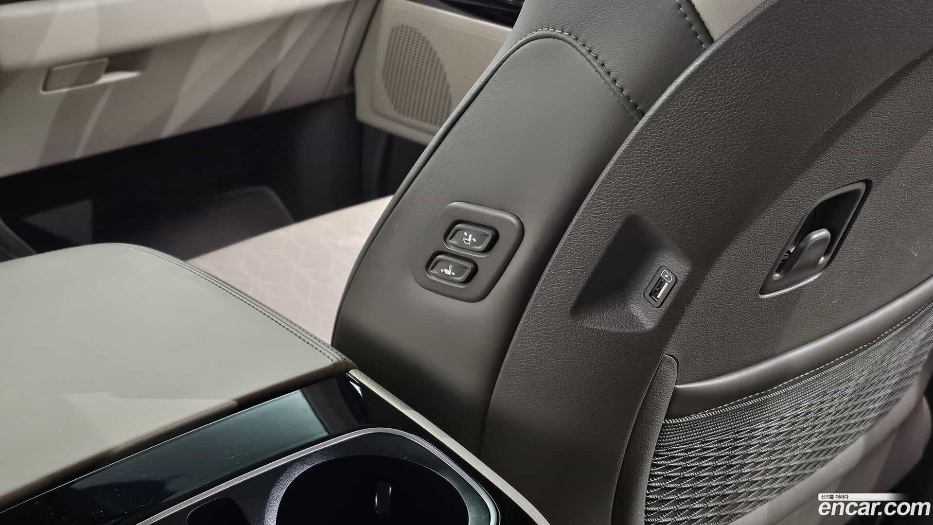 Canival Kia 2020.8-OPTION-041