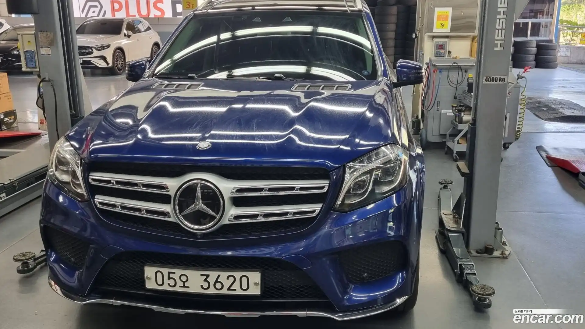 GLS-Class Mercedes-Benz 2017.11-OUTER-001