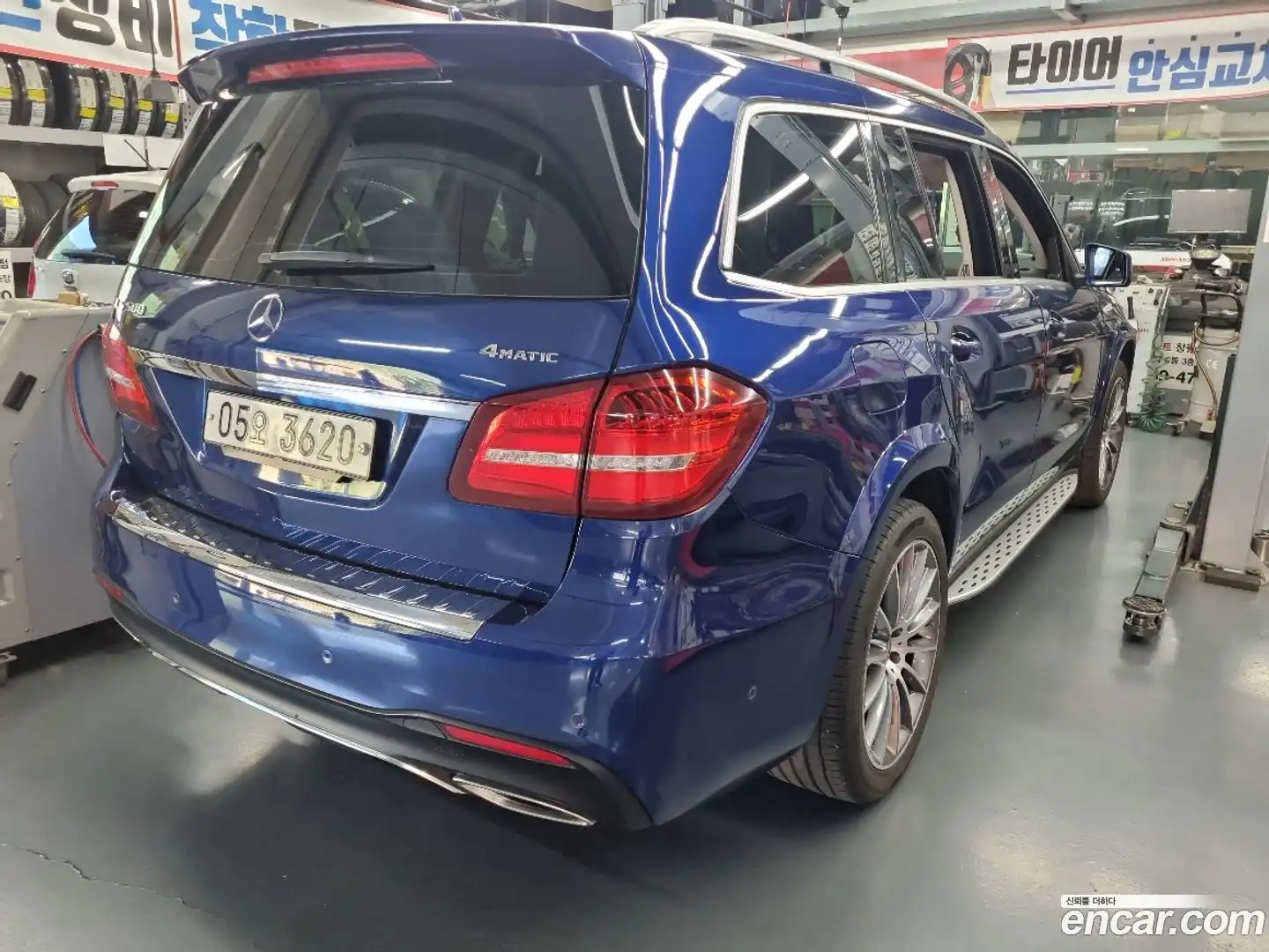 GLS-Class Mercedes-Benz 2017.11-INNER-007