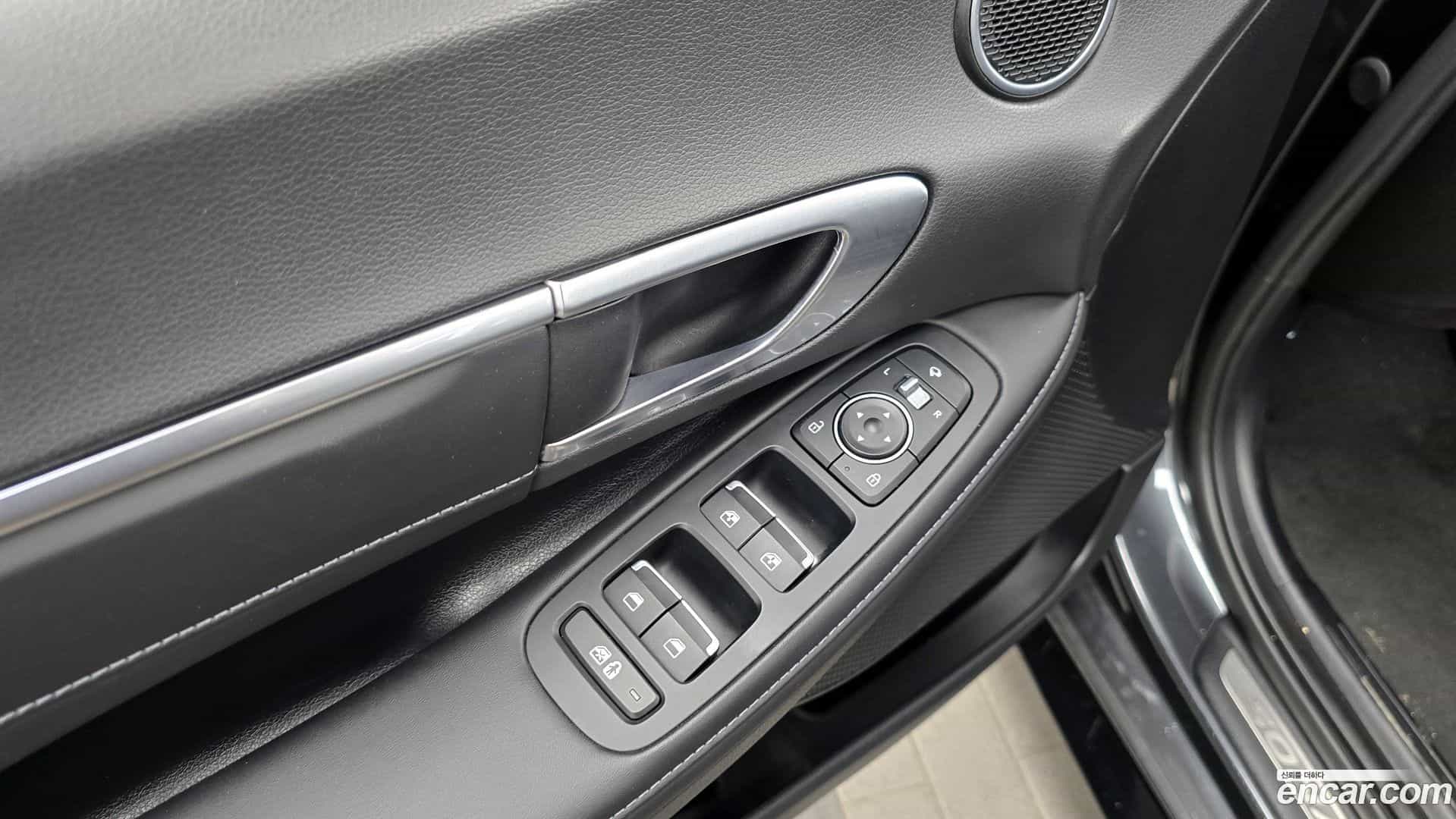 Sonata Hyundai 2021.8-OPTION-023
