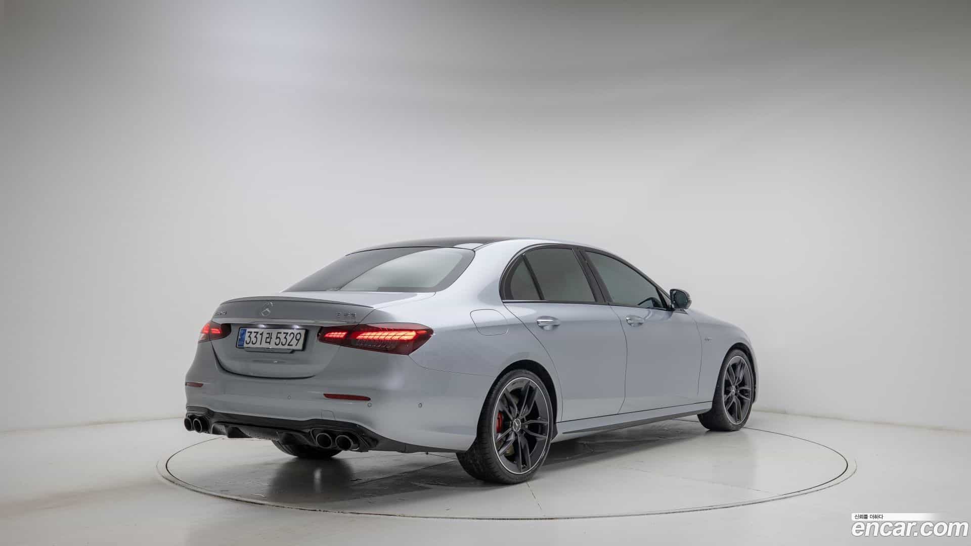 E-Class Mercedes-Benz 2023.8-OUTER-002