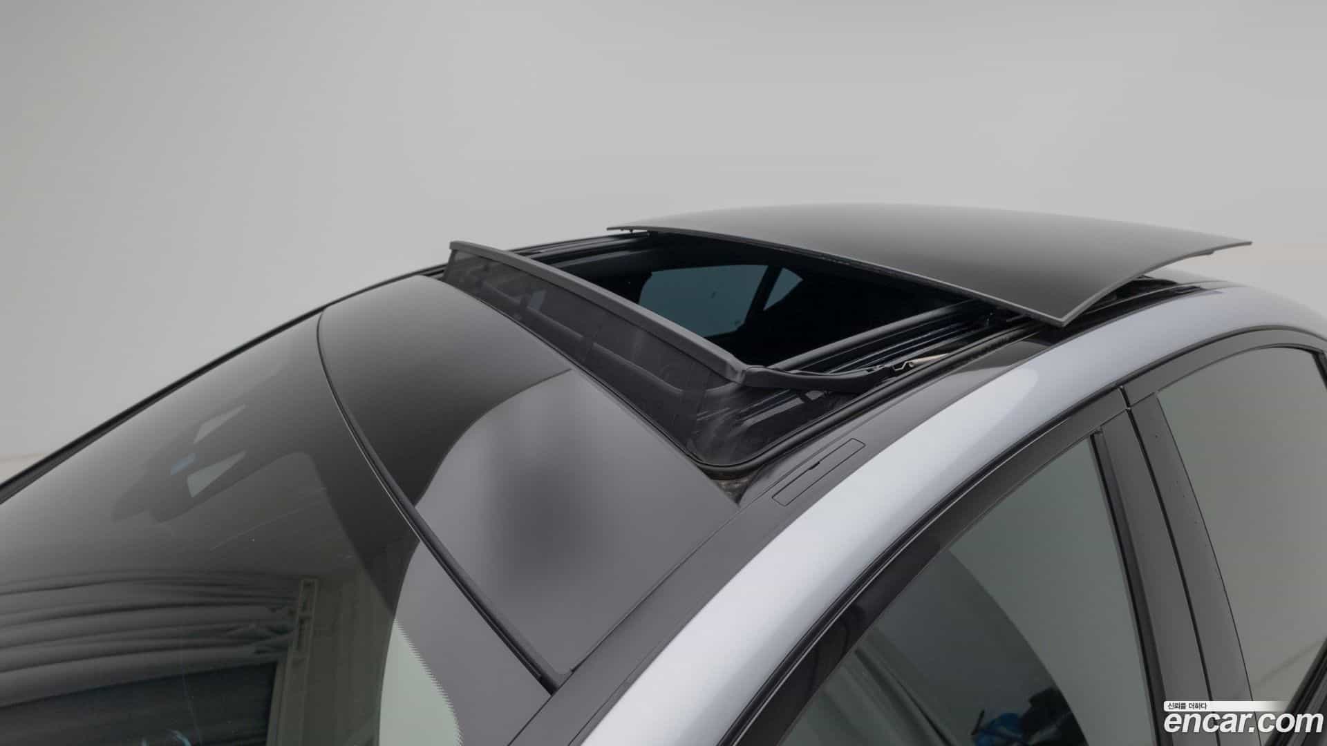 E-Class Mercedes-Benz 2023.8-OPTION-016