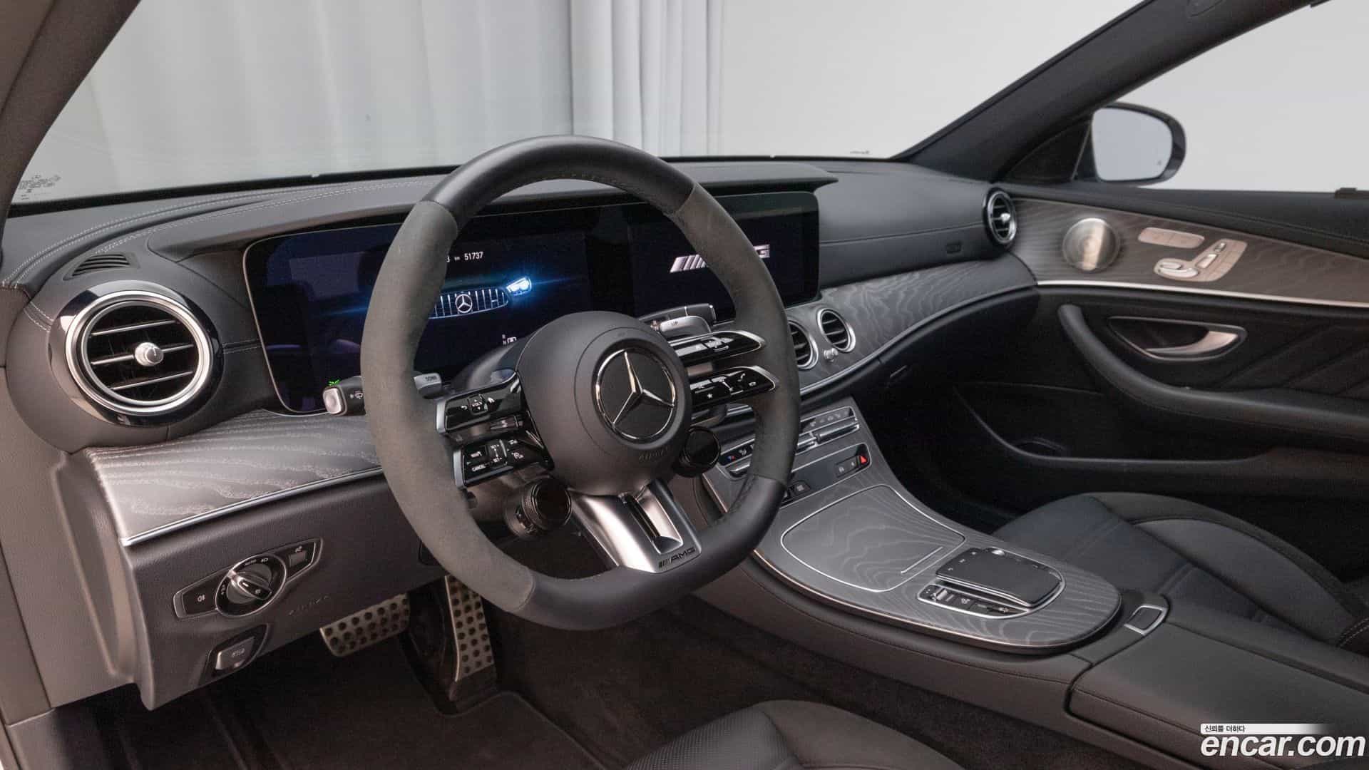 E-Class Mercedes-Benz 2023.8-OPTION-017