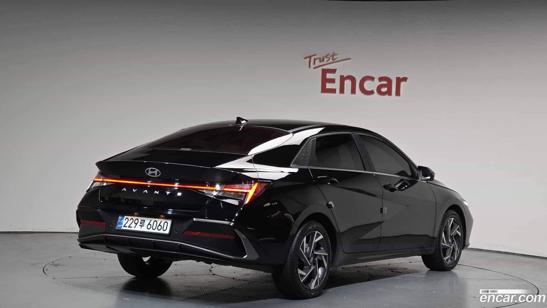 AVANTE Hyundai 2025.0-OUTER-002