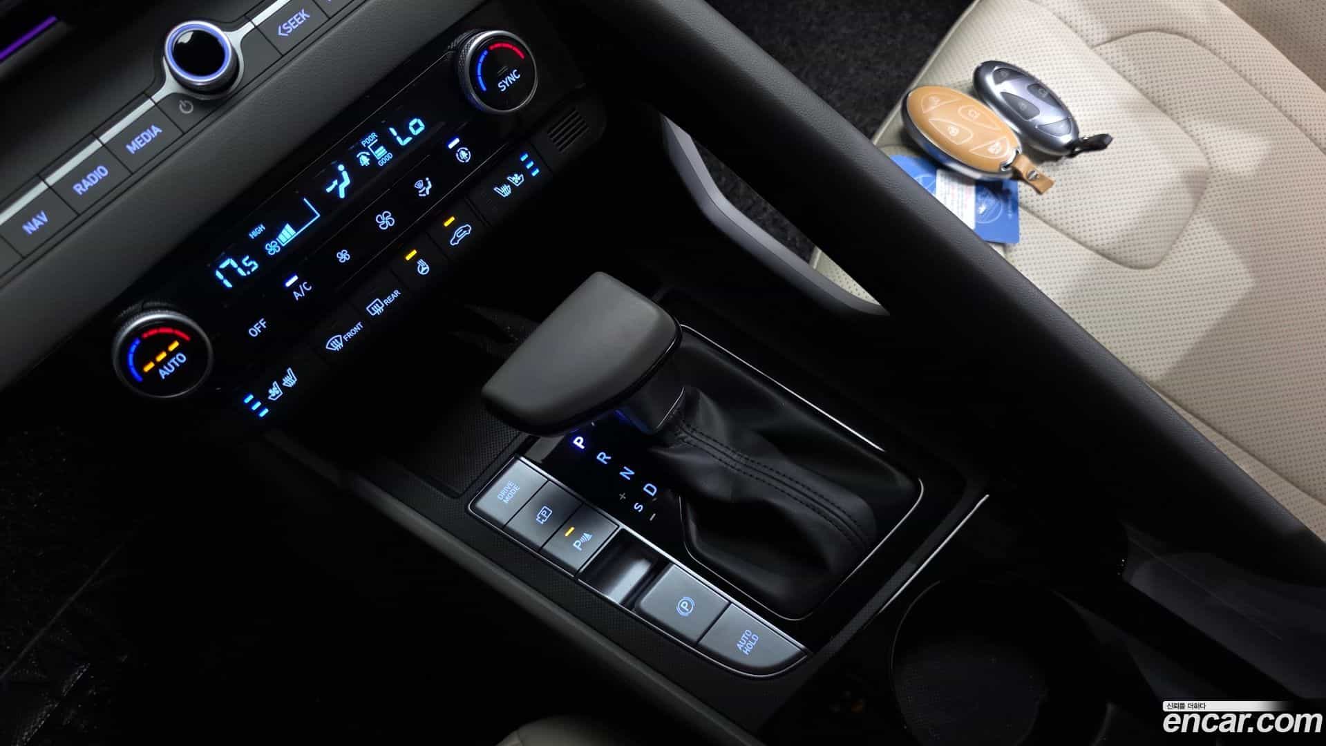 AVANTE Hyundai 2025.0-INNER-009