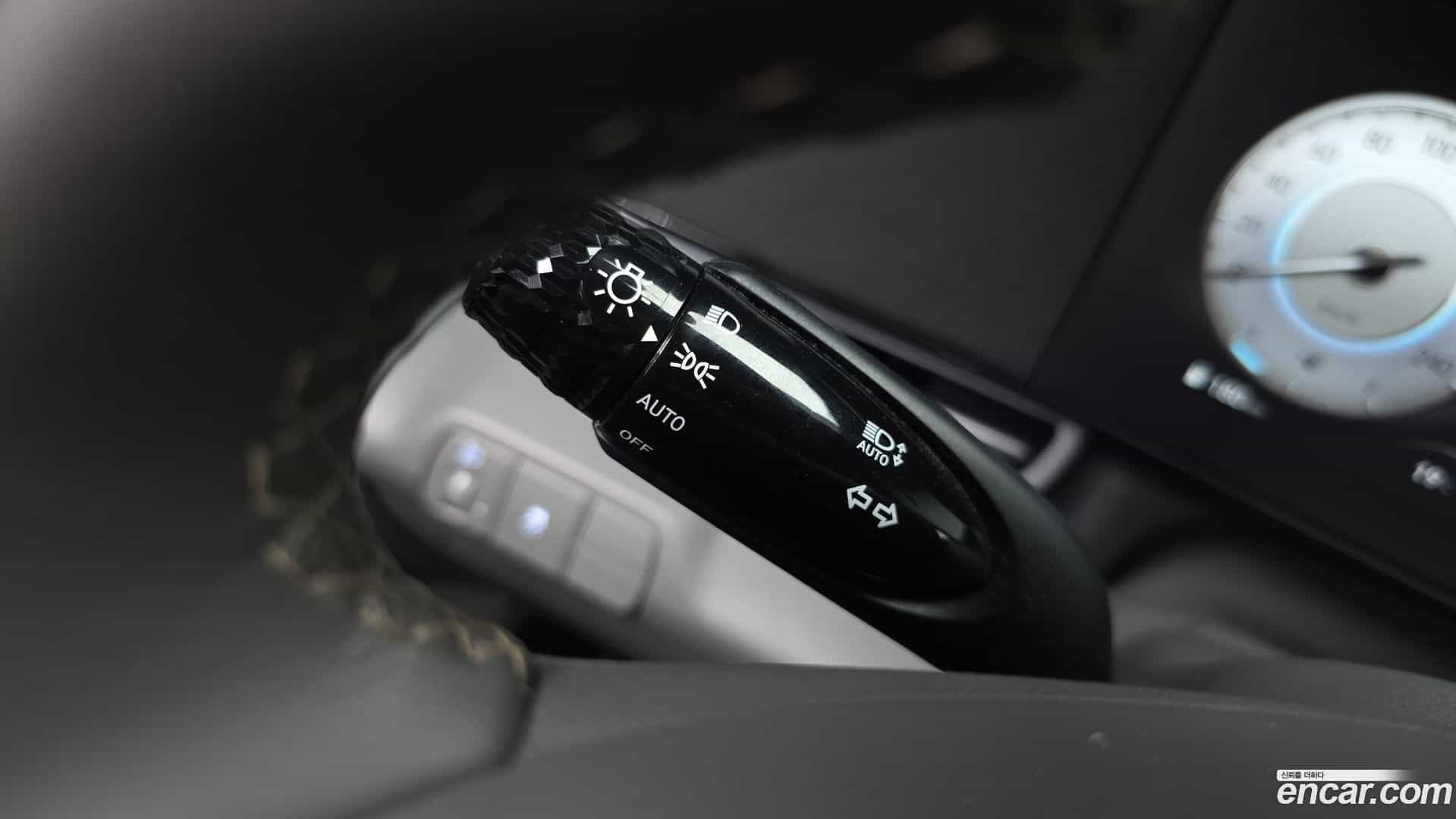 AVANTE Hyundai 2025.0-OPTION-040