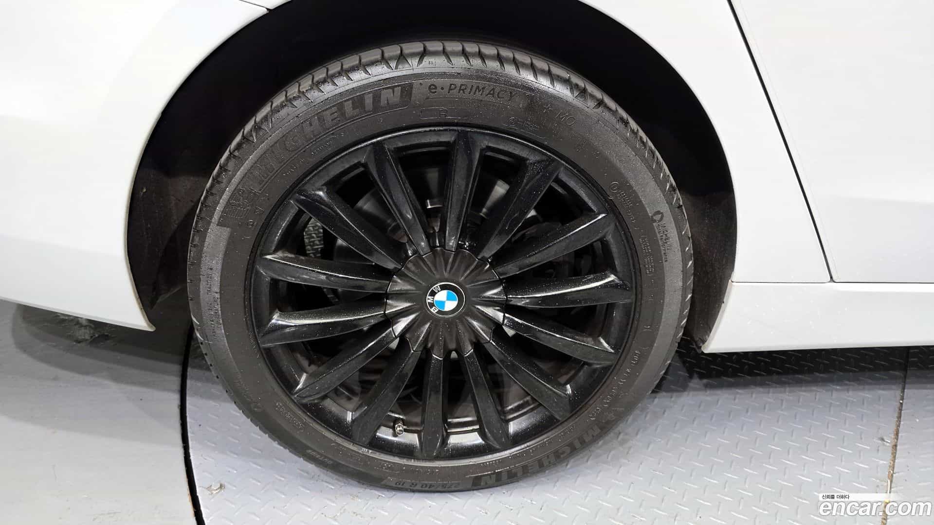Gran Turismo BMW 2019.4-OUTER-005
