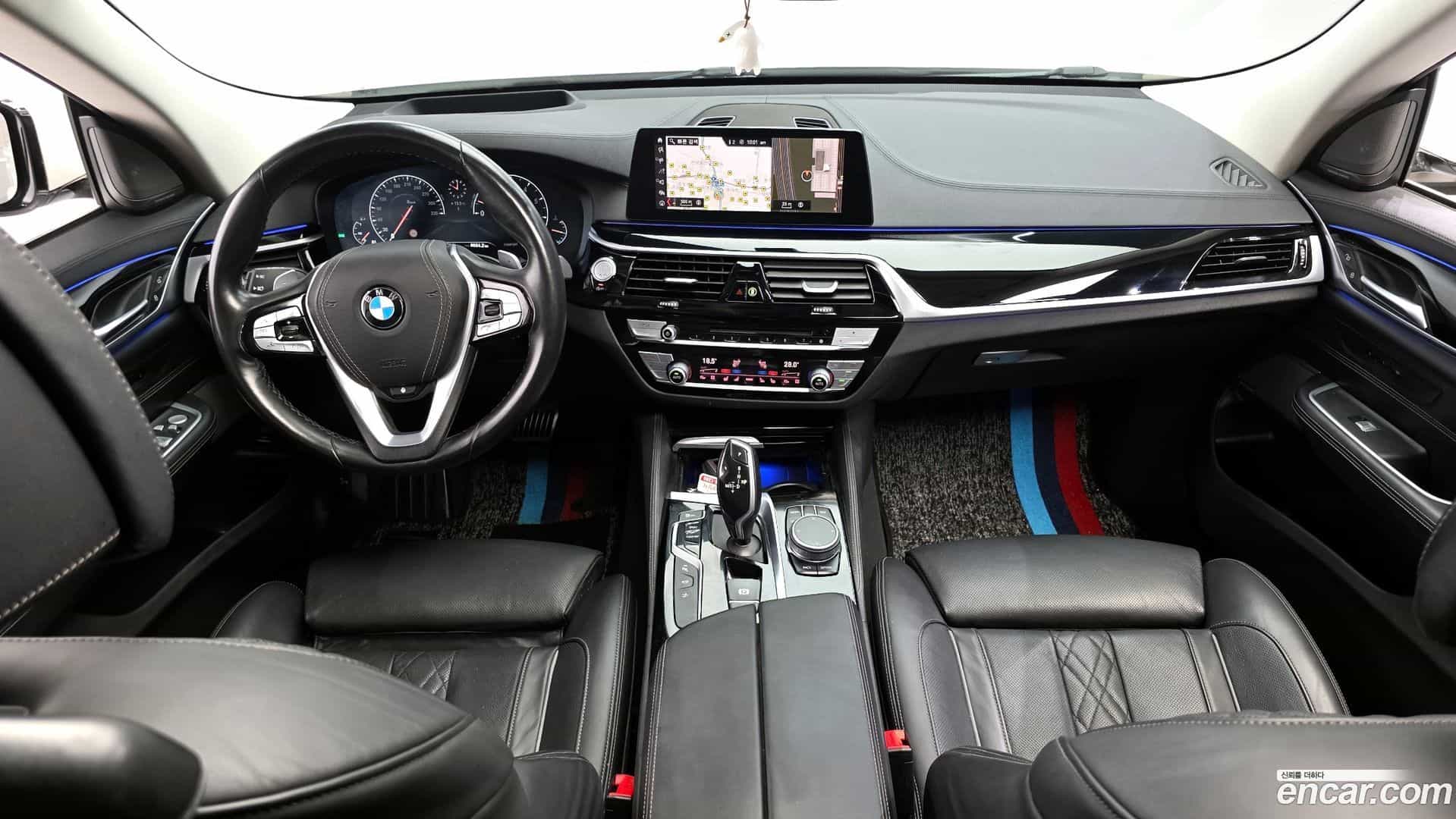 Gran Turismo BMW 2019.4-INNER-007
