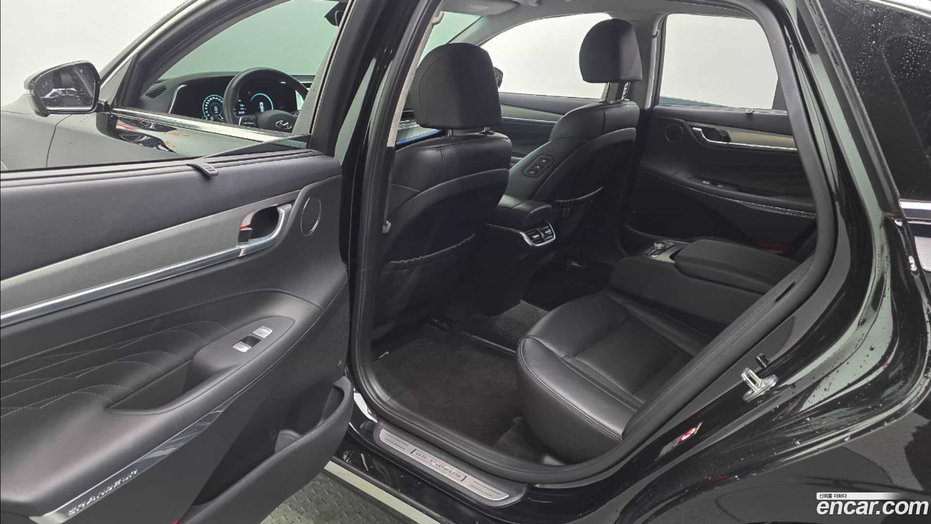 Grandeur Hyundai 2021.2-INNER-036