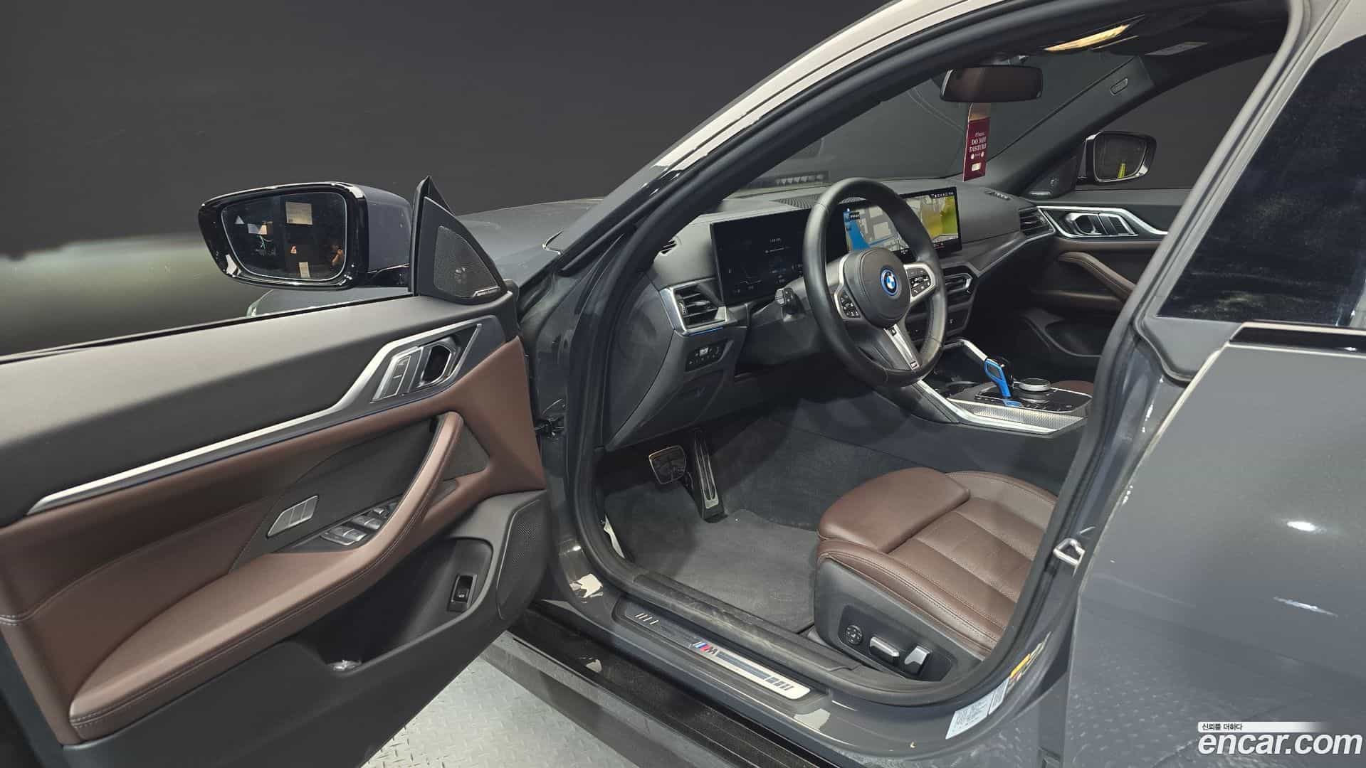 i4 BMW 2022.3-INNER-010