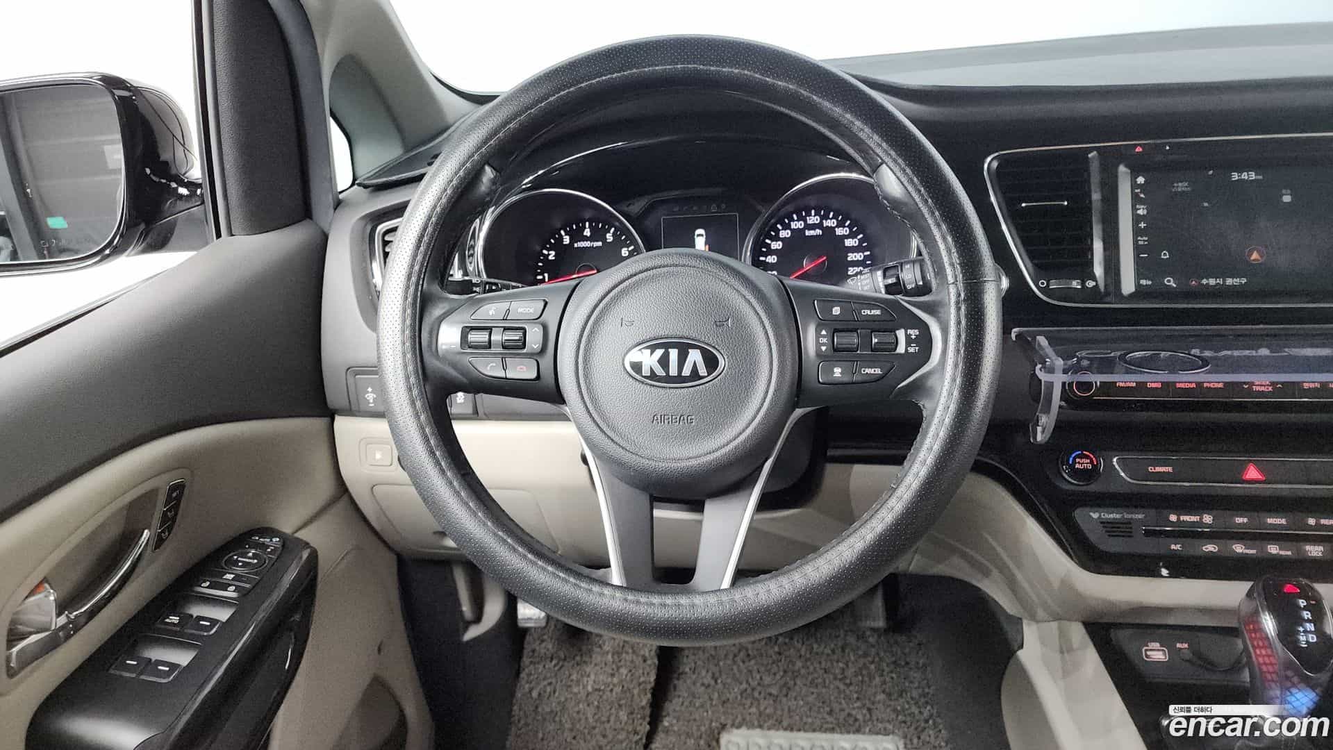Canival Kia 2016.5-OPTION-017