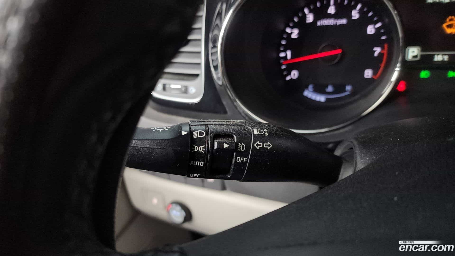 Canival Kia 2016.5-OPTION-050